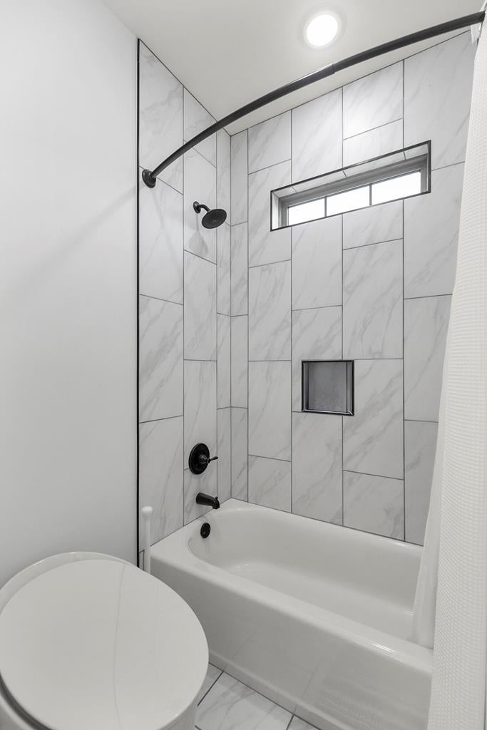 Newton, Alabama, 36352, United States, 4 Bedrooms Bedrooms, ,3 BathroomsBathrooms,Residential,For Sale,1989704