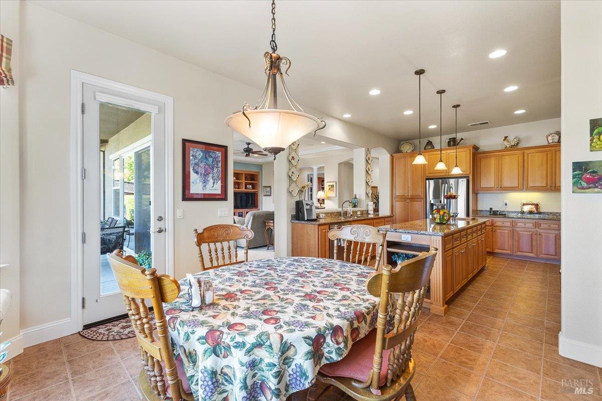 Santa Rosa, California, 95409, United States, 3 Bedrooms Bedrooms, ,2 BathroomsBathrooms,Residential,For Sale,1975473