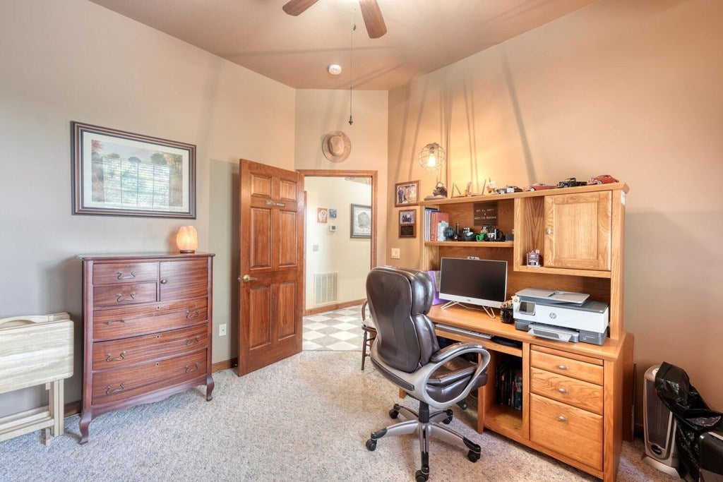 Murphy, North Carolina, 28906, United States, 3 Bedrooms Bedrooms, ,2 BathroomsBathrooms,Residential,For Sale,1926977