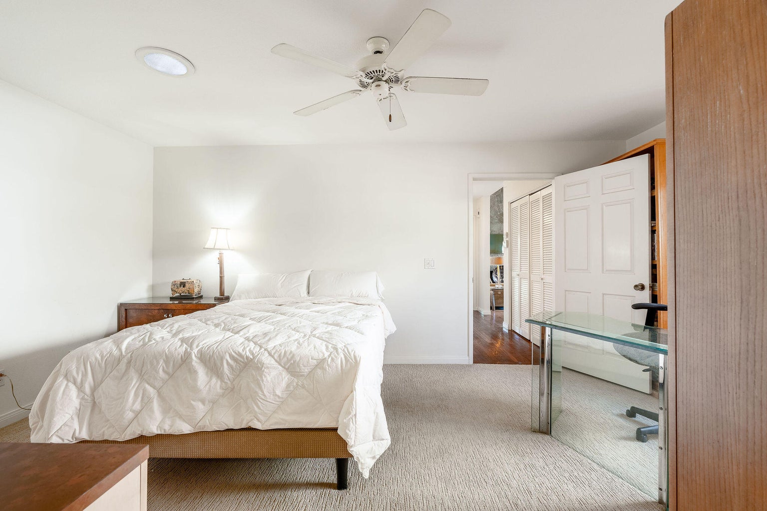 Palm Desert, California, 92260, United States, 2 Bedrooms Bedrooms, ,2 BathroomsBathrooms,Residential,For Sale,1981294