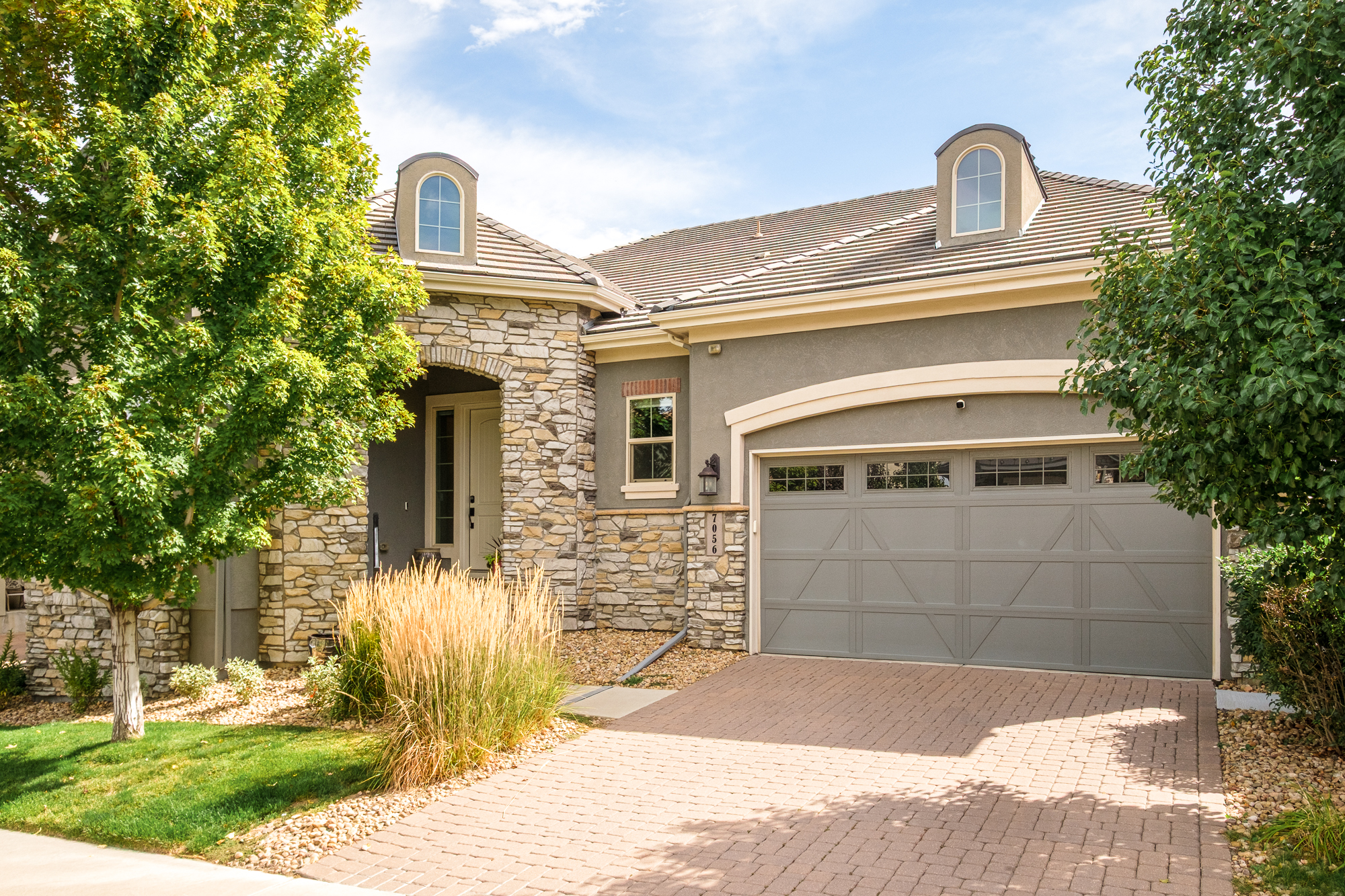  where  luxury meets modern convenience - 物件實景