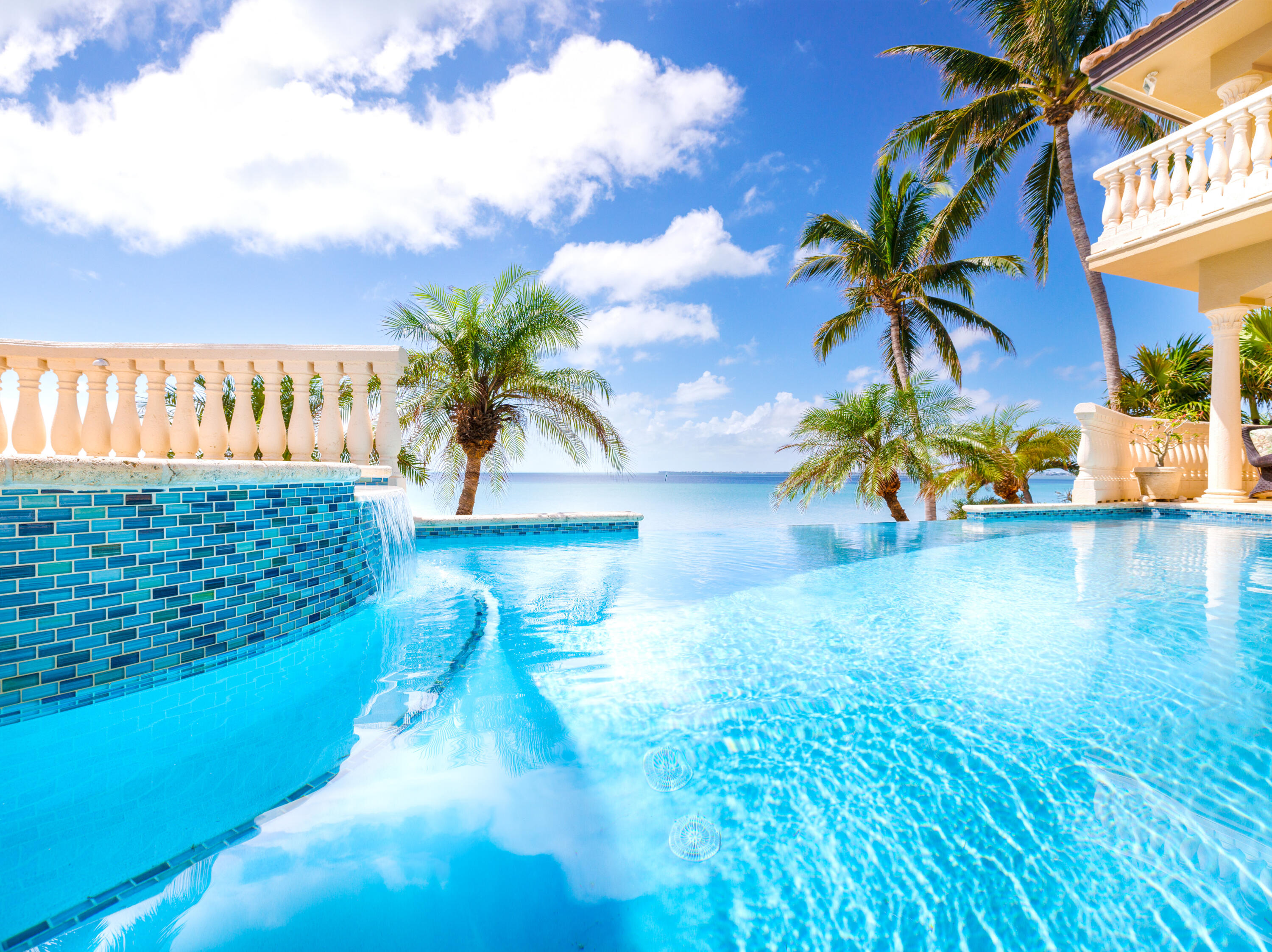 KEY COLONY, Florida, 33051, United States, 4 Bedrooms Bedrooms, ,5 BathroomsBathrooms,Residential,For Sale,1996950