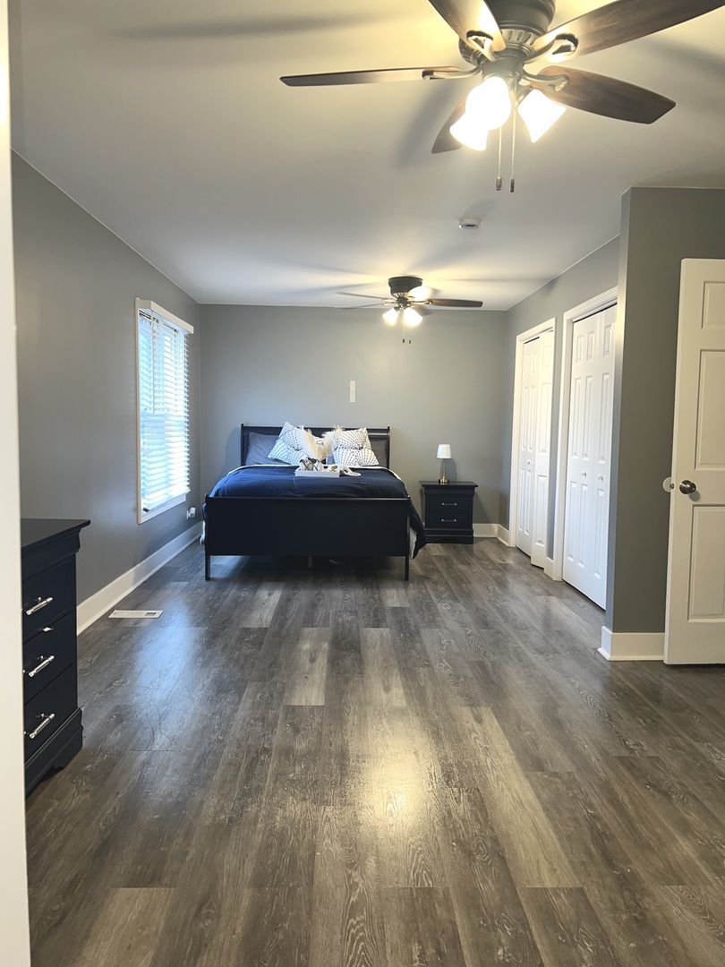 Aurora, Illinois, 60506, United States, 5 Bedrooms Bedrooms, ,5 BathroomsBathrooms,Residential,For Sale,1891548