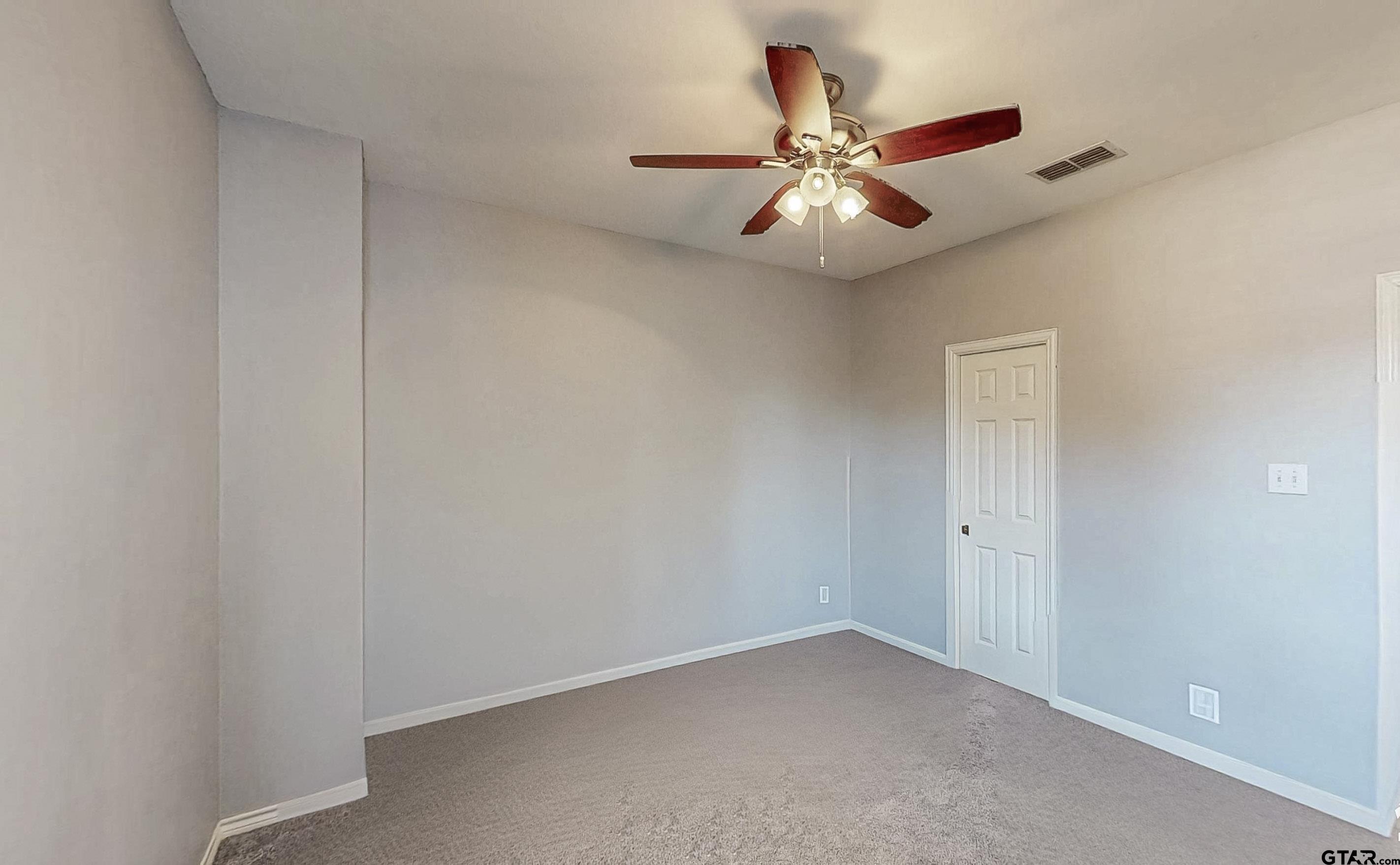 Tyler, Texas, 75703, United States, 5 Bedrooms Bedrooms, ,5 BathroomsBathrooms,Residential,For Sale,1901278