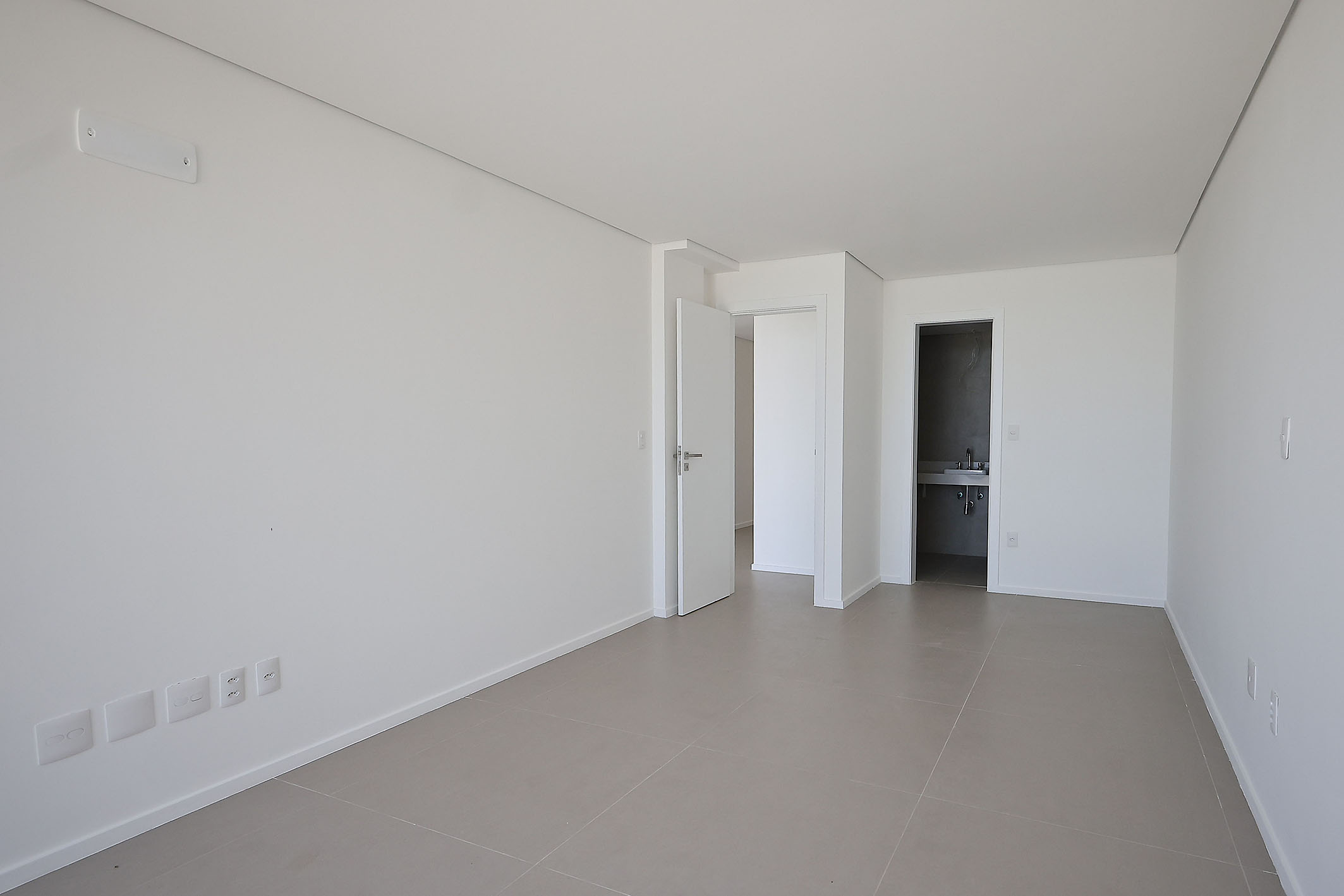  Single-level penthouse with private pool and ocean views in Barra da Tijuca - 物件實景