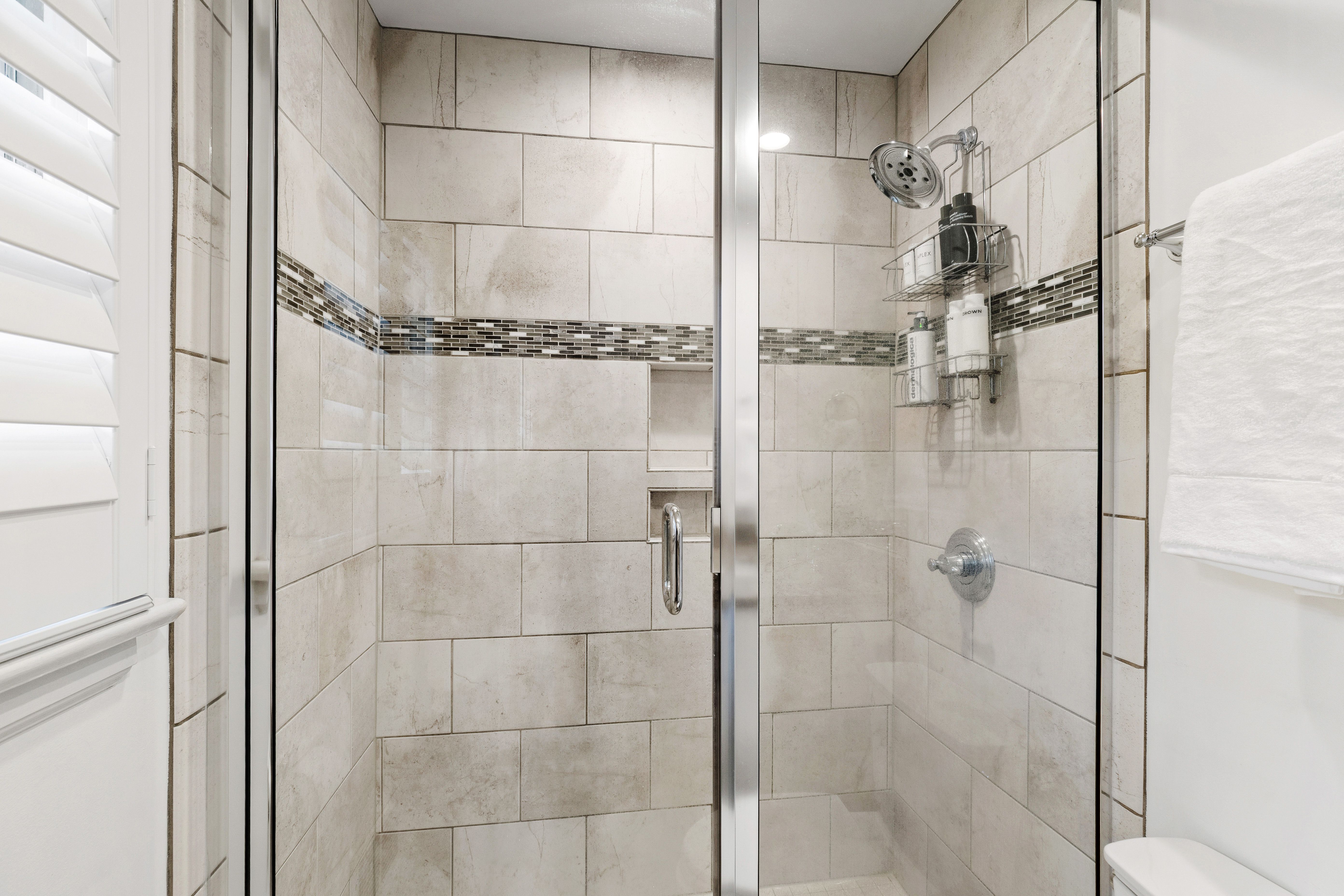  908 Brookwood Drive, Raleigh, NC, 27607 - 物件實景