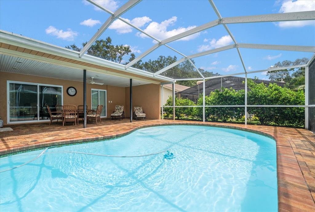Clearwater, Florida, 33761, United States, 5 Bedrooms Bedrooms, ,3 BathroomsBathrooms,Residential,For Sale,1919685