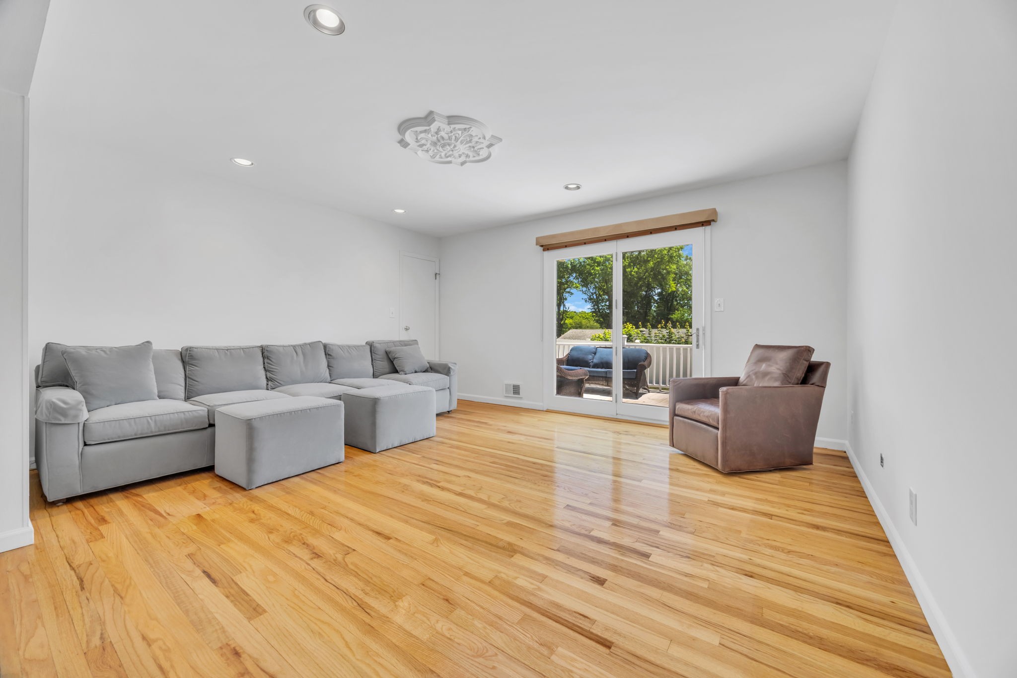  Highly Desirable Madison Park - 32 Bucknell Road, Parlin - 物件實景