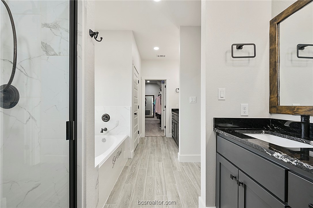 Bryan, Texas, 77808-7031, United States, 4 Bedrooms Bedrooms, ,4 BathroomsBathrooms,Residential,For Sale,1978481