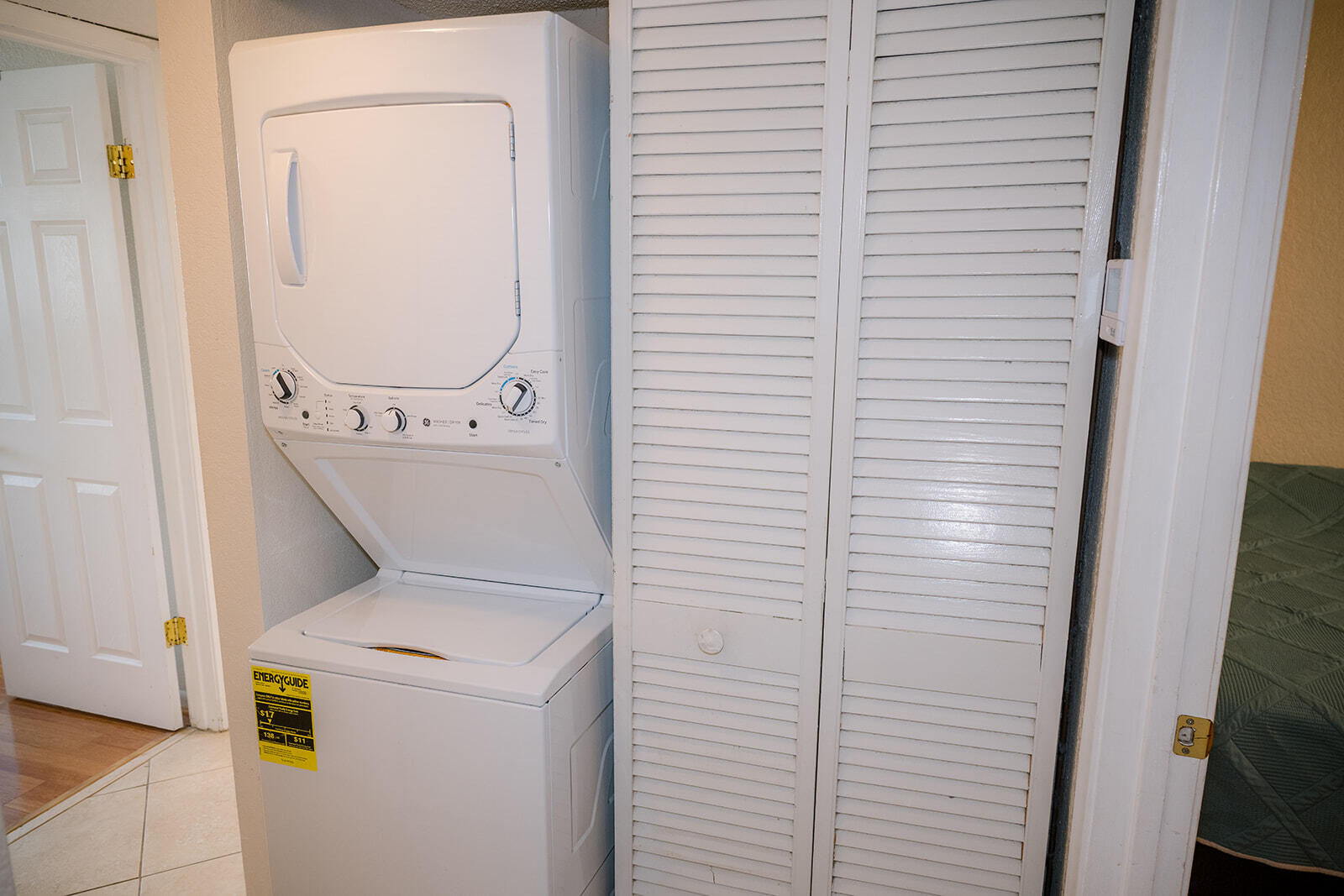 KEY LARGO, Florida, 33037, United States, 2 Bedrooms Bedrooms, ,2 BathroomsBathrooms,Residential,For Sale,1891316