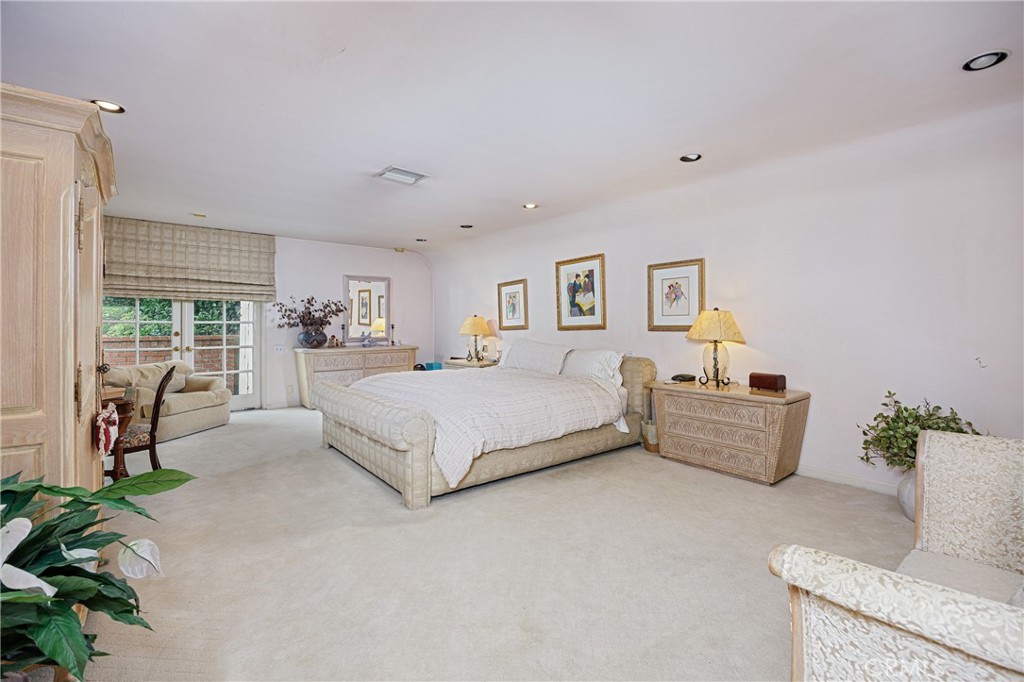 Beverly Hills, California, 90210, United States, 4 Bedrooms Bedrooms, ,5 BathroomsBathrooms,Residential,For Sale,2002159