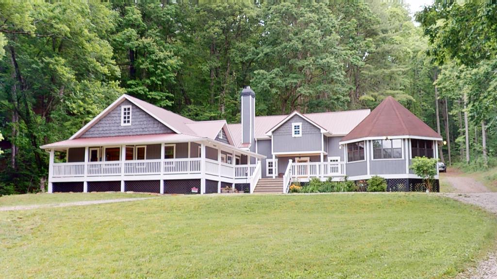 1941 Old Northcutt Road, Ellijay, Georgia, 30536, United States, 5 Bedrooms Bedrooms, ,3 BathroomsBathrooms,Residential,For Sale,1941 Old Northcutt Road,1538844