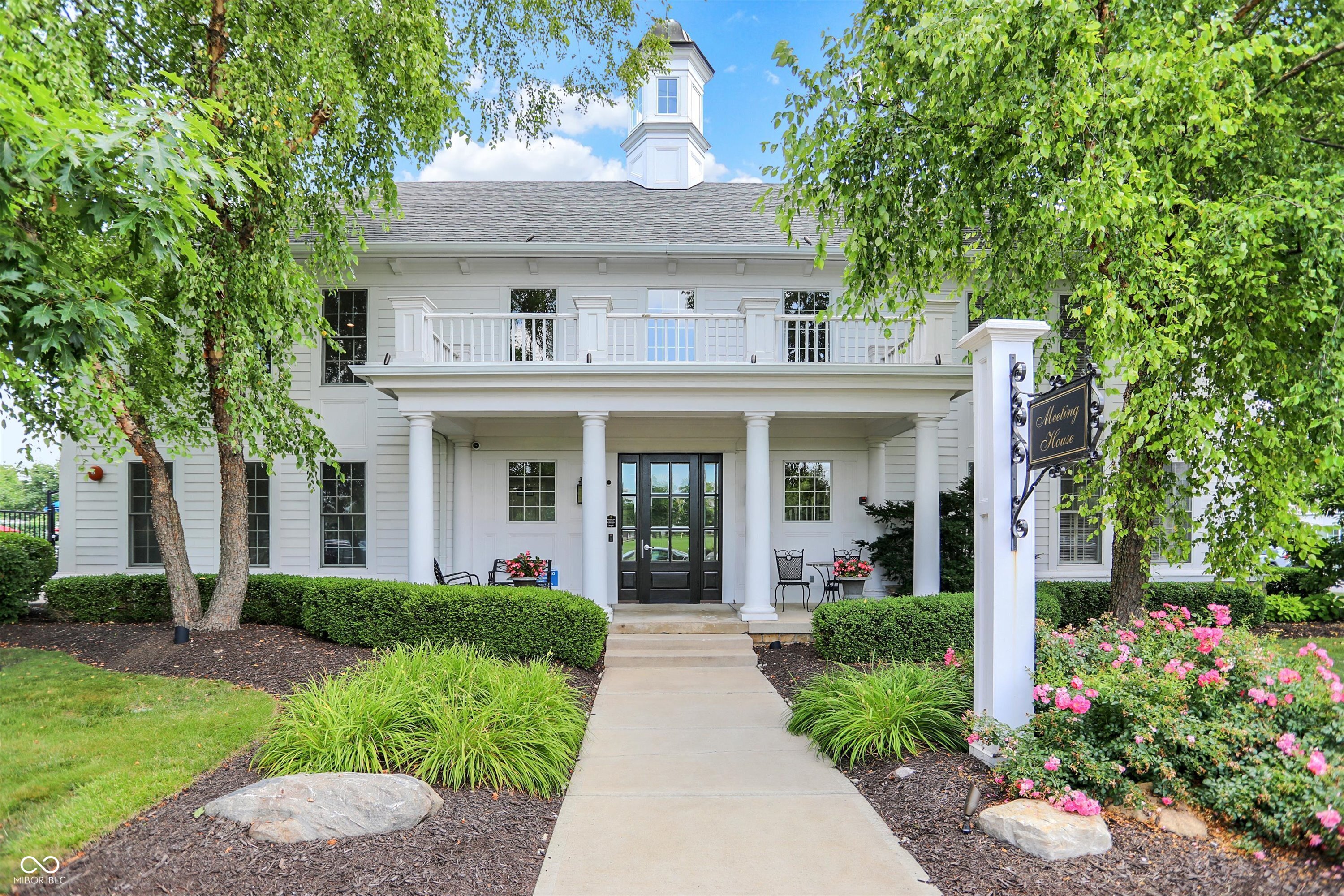 Zionsville, Indiana, 46077, United States, 4 Bedrooms Bedrooms, ,4 BathroomsBathrooms,Residential,For Sale,1930586