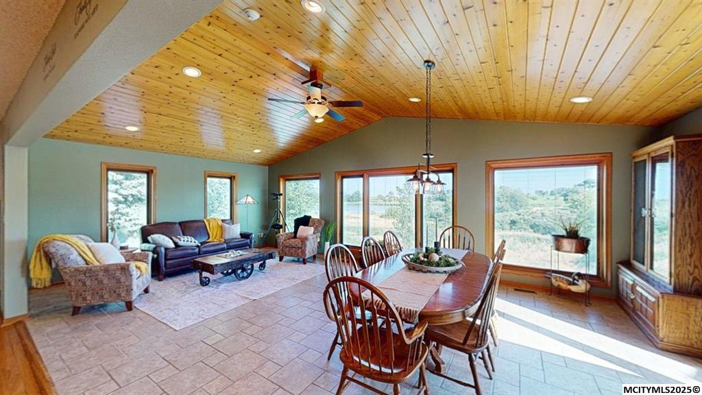 Clear Lake, Iowa, 50428, United States, 3 Bedrooms Bedrooms, ,2 BathroomsBathrooms,Residential,For Sale,1975184