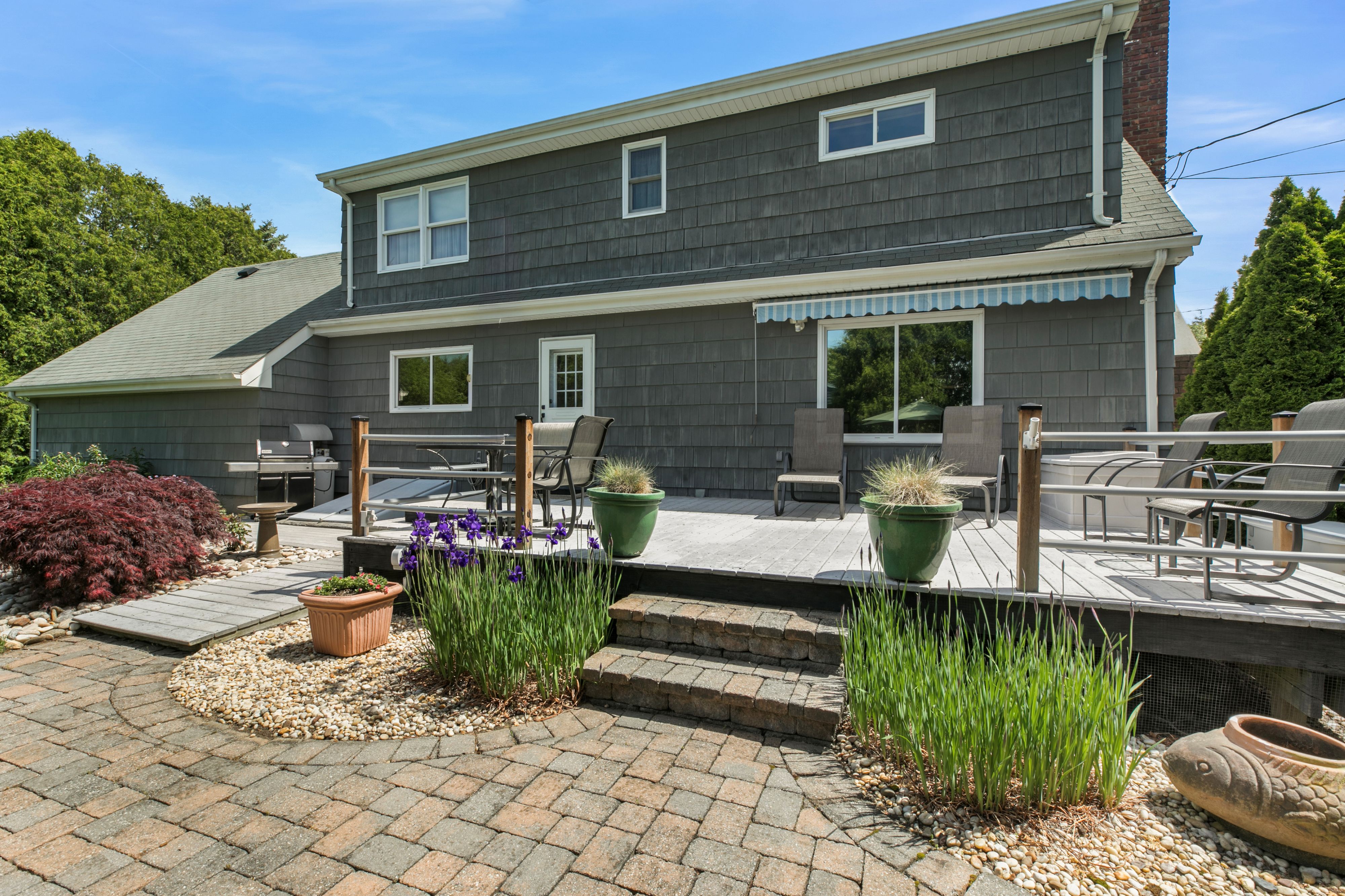 Greenport, New York, 11944, United States, 3 Bedrooms Bedrooms, ,3 BathroomsBathrooms,Residential,For Sale,2049446