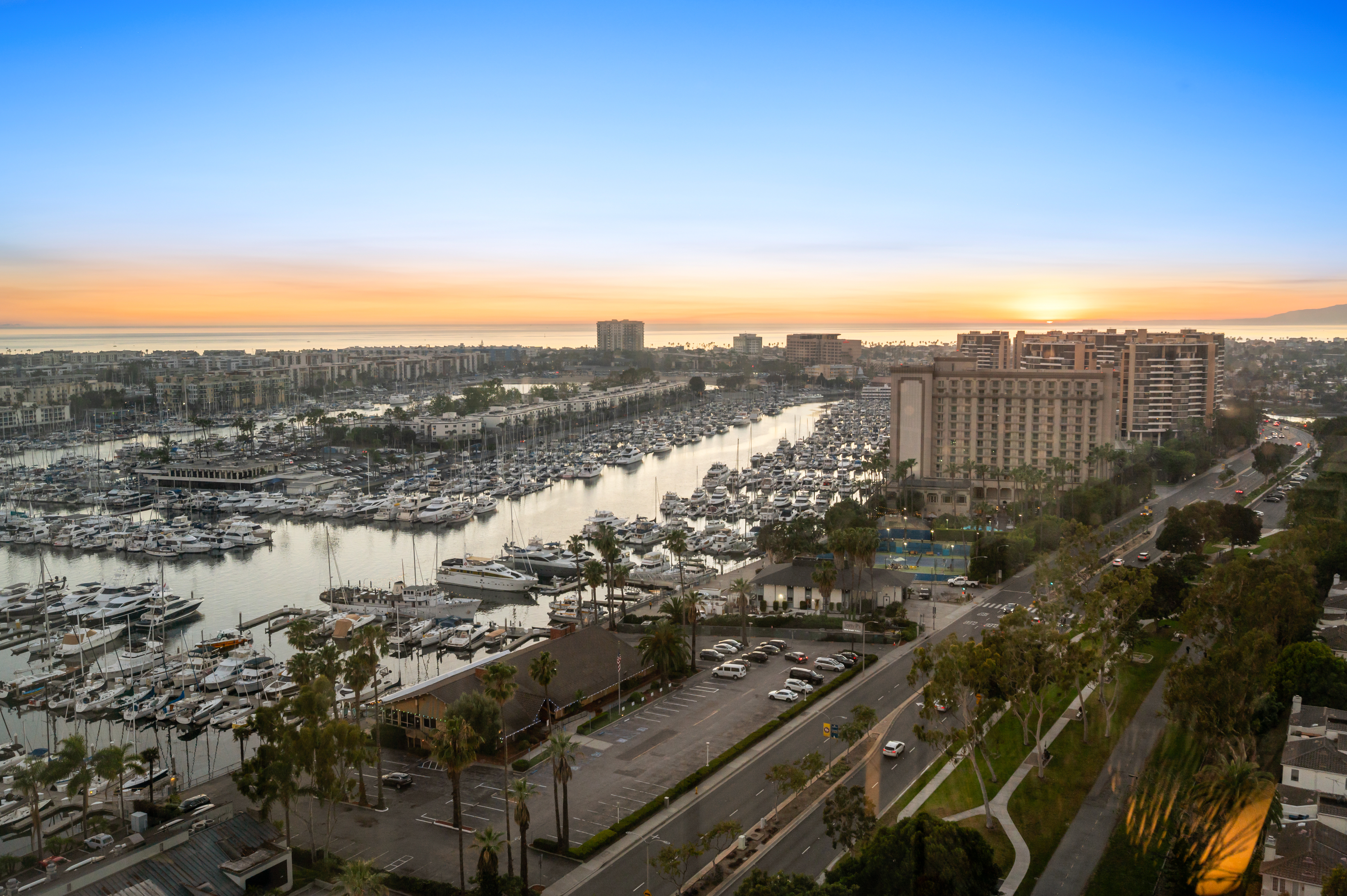  13700 Marina Pointe Drive #611, Marina del Rey, CA 90292 - 物件實景