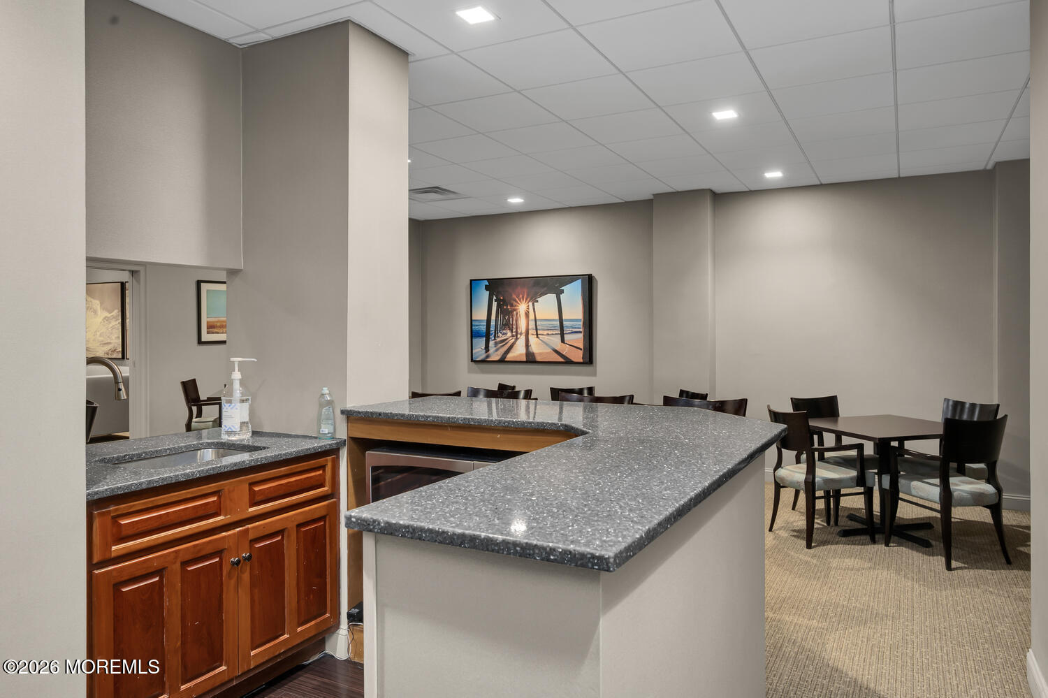 Monmouth Beach, New Jersey, 07750, United States, 2 Bedrooms Bedrooms, ,2 BathroomsBathrooms,Residential,For Sale,2025905