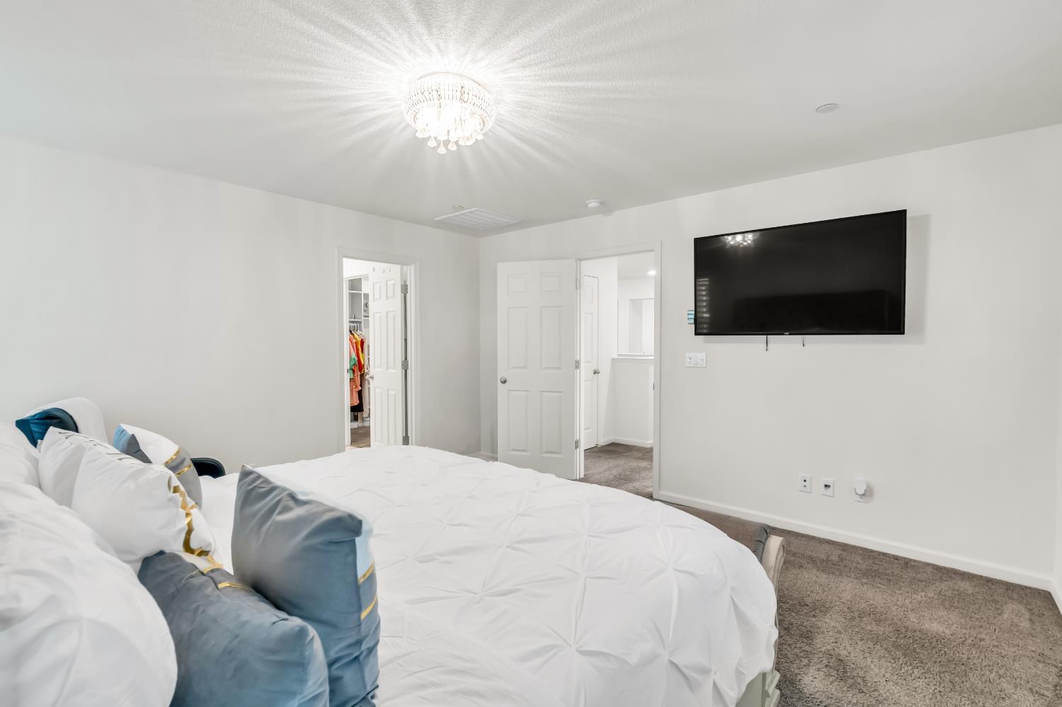 Elk Grove, California, 95758, United States, 3 Bedrooms Bedrooms, ,3 BathroomsBathrooms,Residential,For Sale,1995602