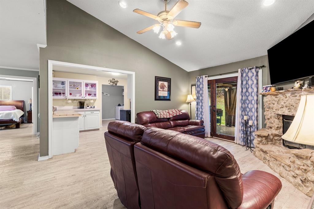 China Spring, Texas, 76633, United States, 3 Bedrooms Bedrooms, ,2 BathroomsBathrooms,Residential,For Sale,1986064