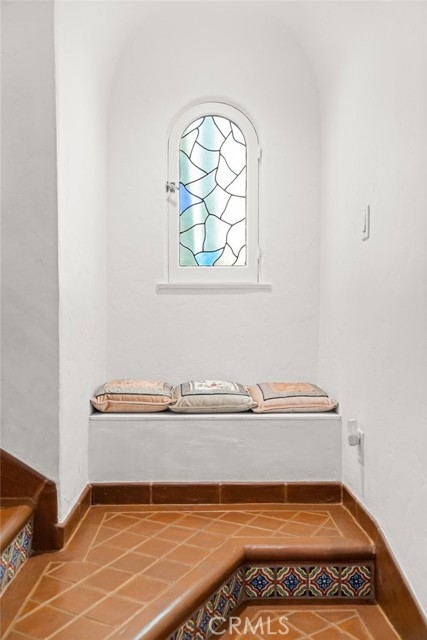 Los Angeles, California, 90064, United States, 6 Bedrooms Bedrooms, ,3 BathroomsBathrooms,Residential,For Sale,1977157