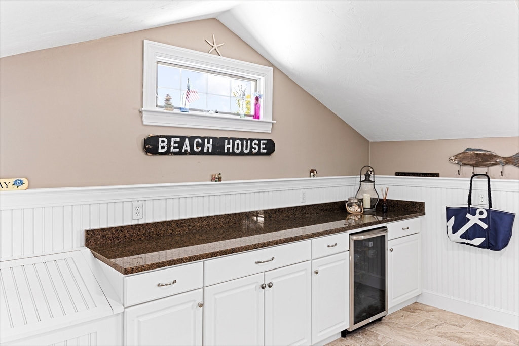 Bourne, Massachusetts, 02559, United States, 2 Bedrooms Bedrooms, ,2 BathroomsBathrooms,Residential,For Sale,1921886