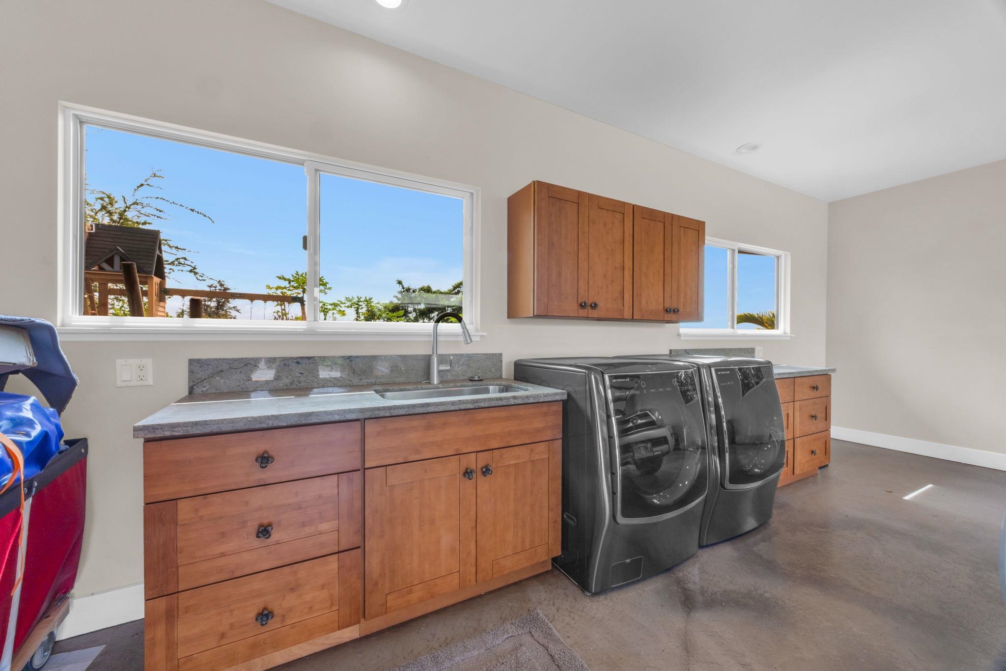 Kula, Hawaii, 96790, United States, 2 Bedrooms Bedrooms, ,2 BathroomsBathrooms,Residential,For Sale,1990288