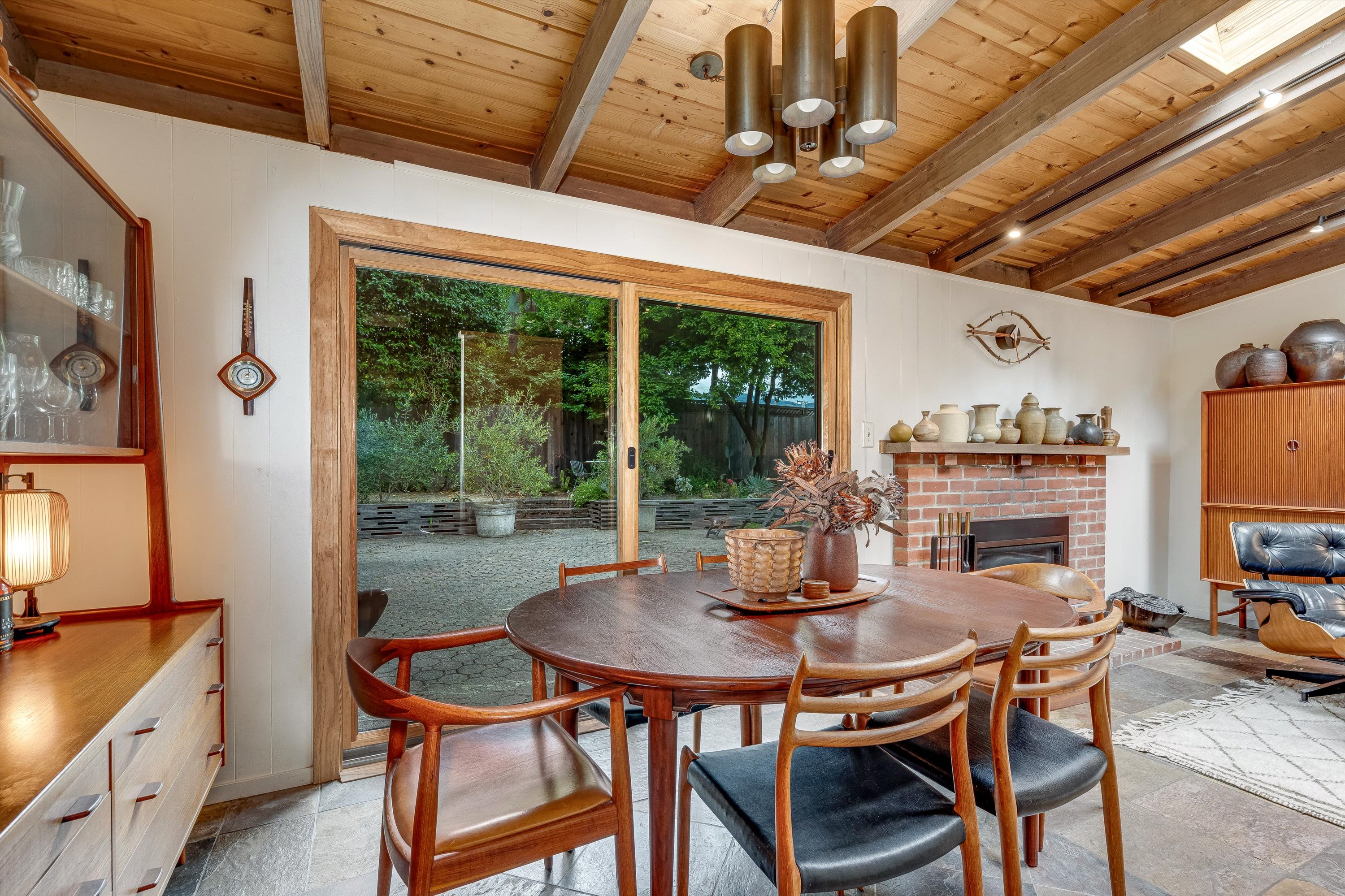  15551 Brookview Drive - 物件實景