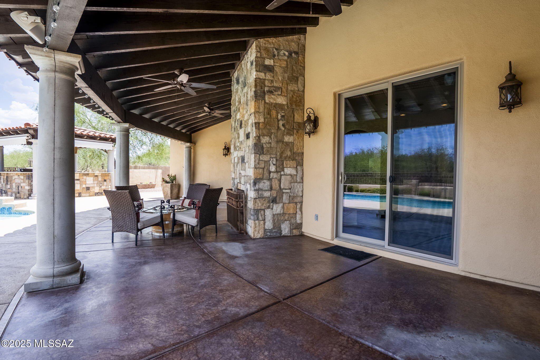 Nogales, Arizona, 85621, United States, 4 Bedrooms Bedrooms, ,7 BathroomsBathrooms,Residential,For Sale,1975895