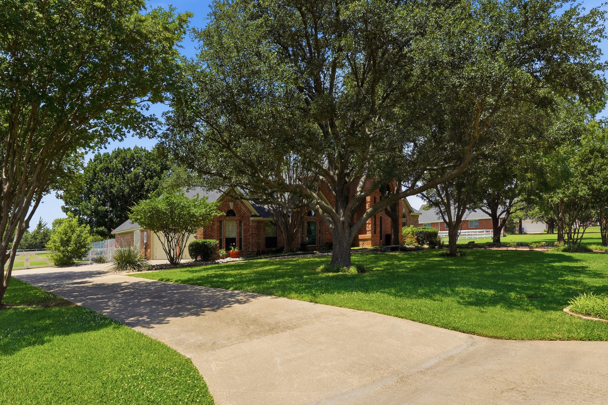  2 Acres of Country Living in Lucas, Texas - 物件實景