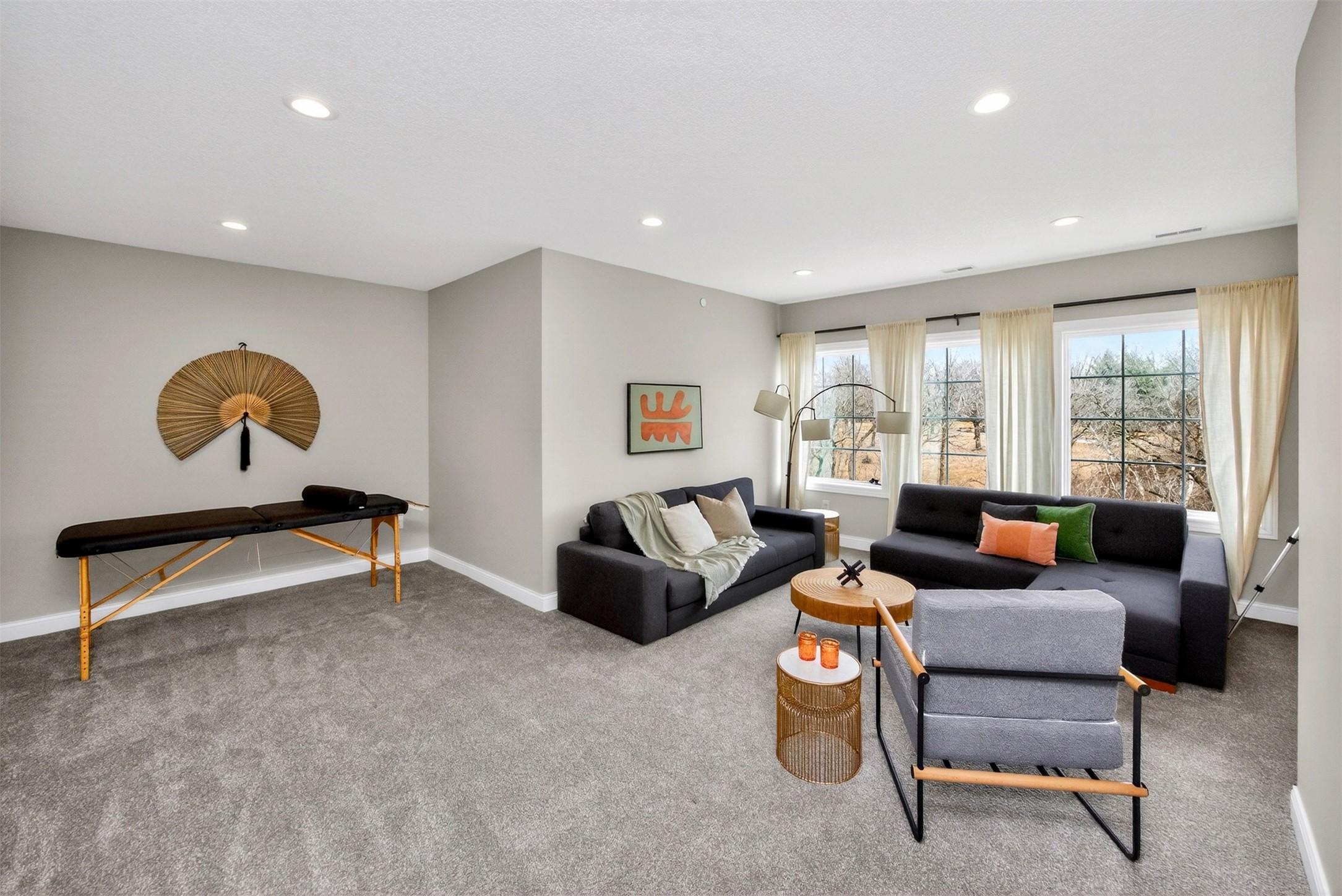 West Des Moines, Iowa, 50265, United States, 6 Bedrooms Bedrooms, ,6 BathroomsBathrooms,Residential,For Sale,2023219