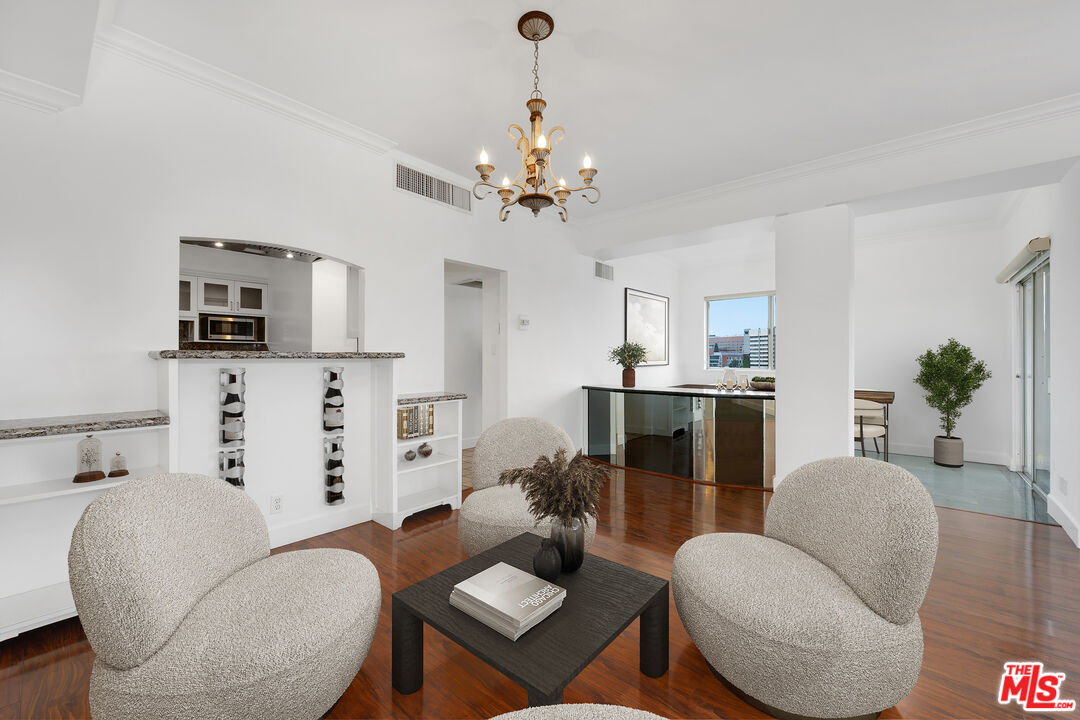 Los Angeles, California, 90024, United States, 3 Bedrooms Bedrooms, ,1 BathroomBathrooms,Residential,For Sale,1819230