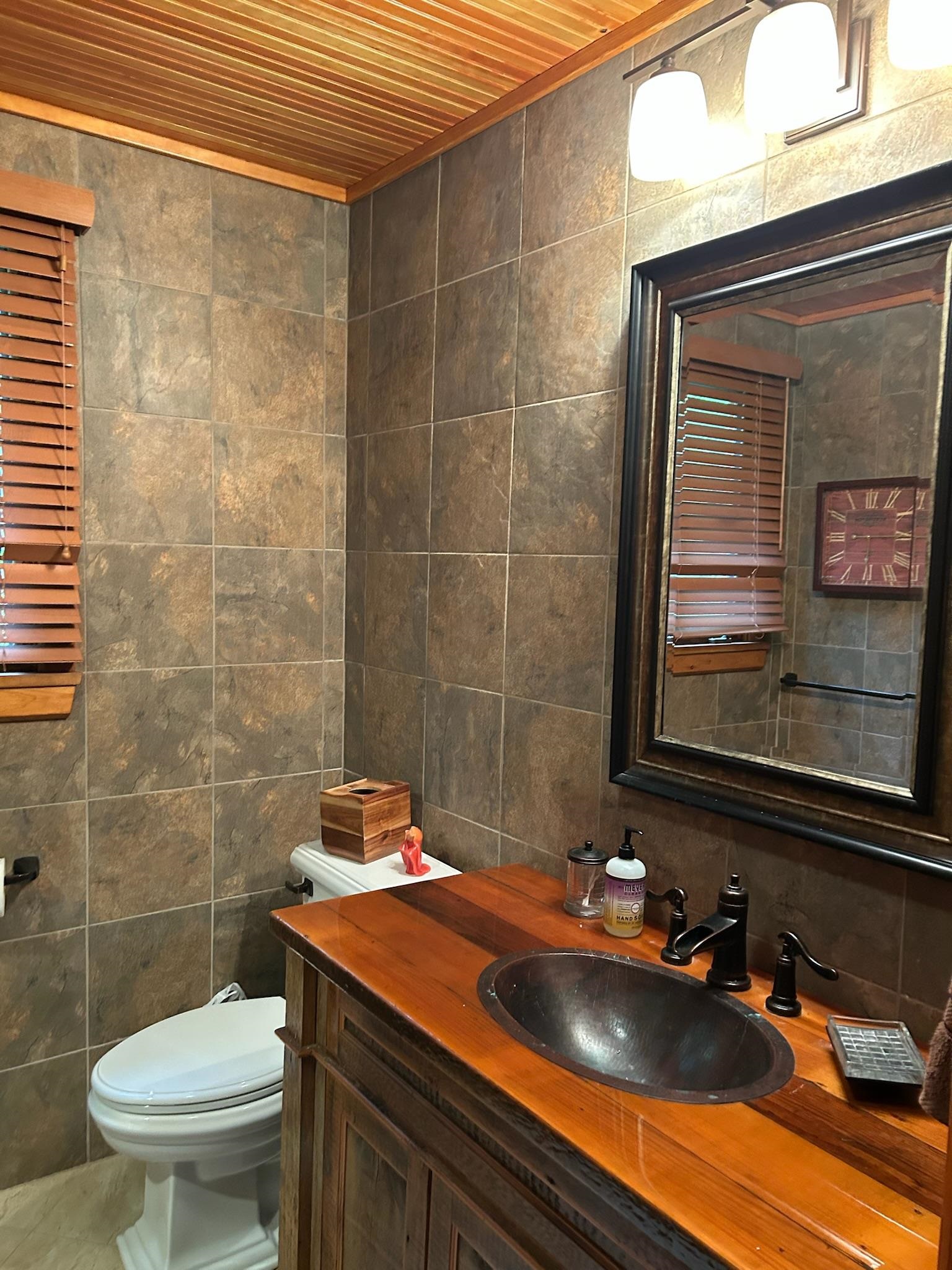 Harrisville, New Hampshire, 03450, United States, 2 Bedrooms Bedrooms, ,1 BathroomBathrooms,Residential,For Sale,1837050