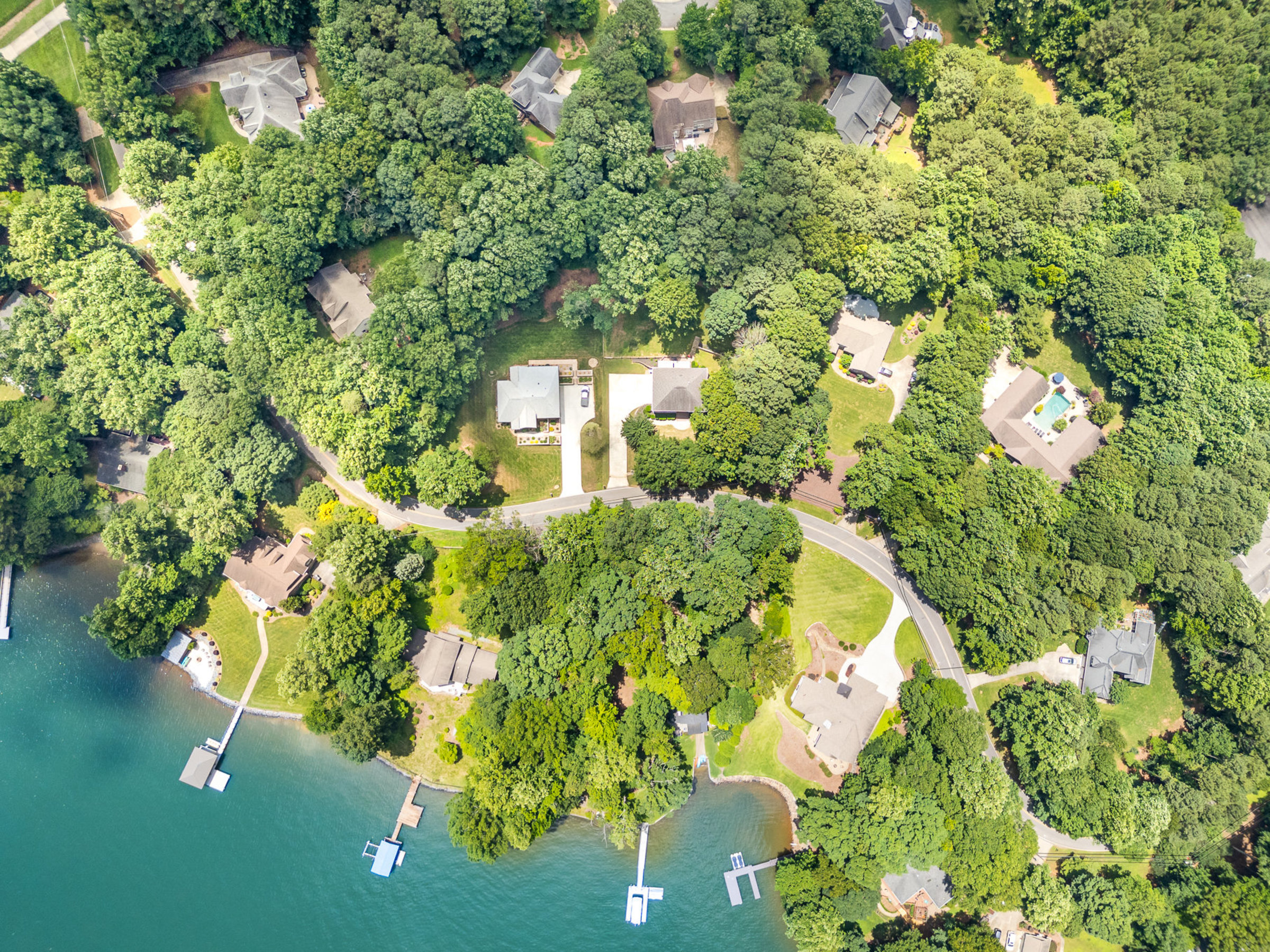 Mooresville, North Carolina, 28117, United States, 3 Bedrooms Bedrooms, ,4 BathroomsBathrooms,Residential,For Sale,1975714