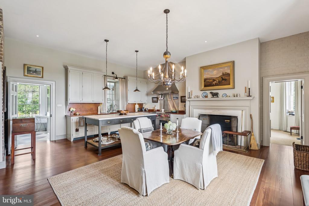 Rappahannock Academy, Virginia, 22538, United States, 4 Bedrooms Bedrooms, ,5 BathroomsBathrooms,Residential,For Sale,1917132