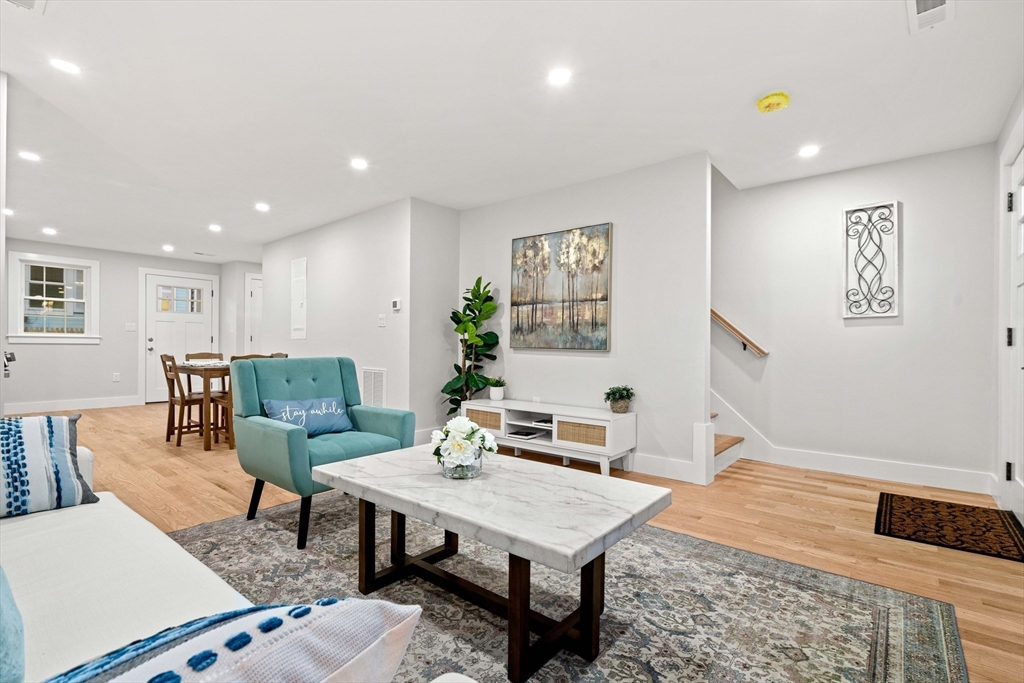 Boston, Massachusetts, 02125, United States, 2 Bedrooms Bedrooms, ,3 BathroomsBathrooms,Residential,For Sale,1995949