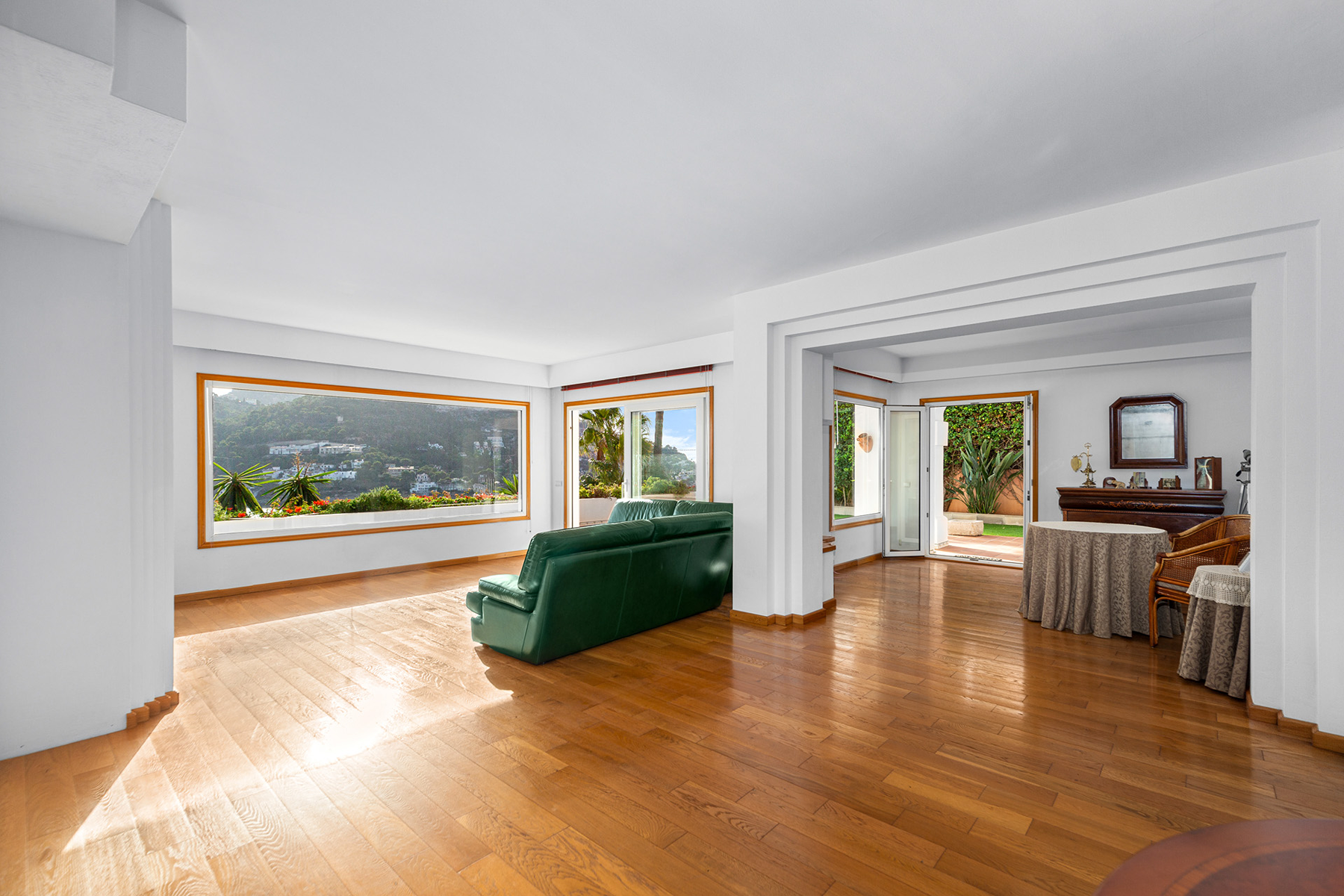  Apartment with sea views in Port d