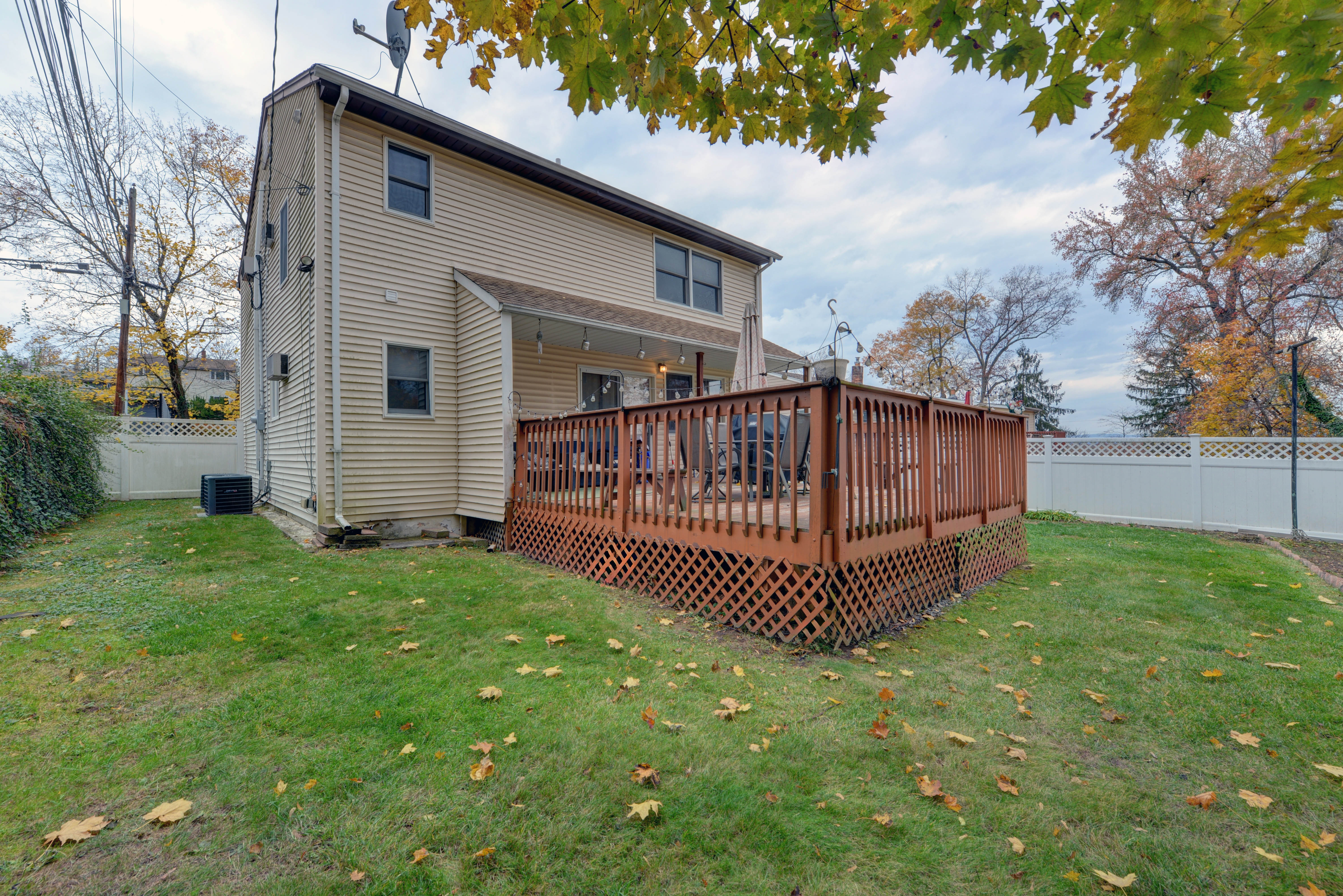 Lincoln Park, New Jersey, 07035, United States, 5 Bedrooms Bedrooms, ,3 BathroomsBathrooms,Residential,For Sale,1992414