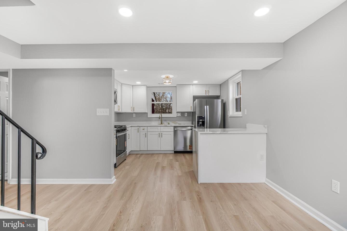 Woodbridge, Virginia, 22193, United States, 3 Bedrooms Bedrooms, ,2 BathroomsBathrooms,Residential,For Sale,2003349