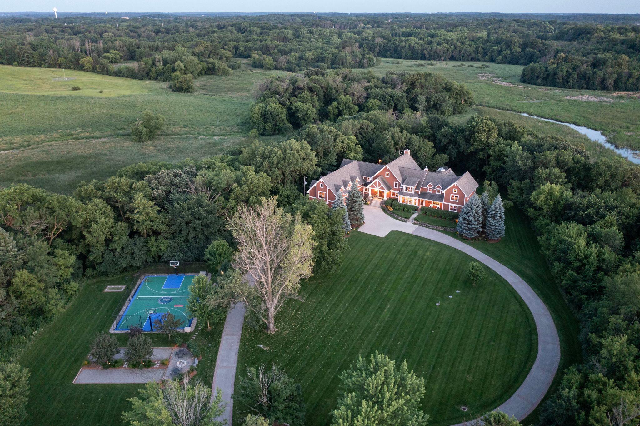 Minnetrista, Minnesota, 55364, United States, 5 Bedrooms Bedrooms, ,5 BathroomsBathrooms,Residential,For Sale,1891074