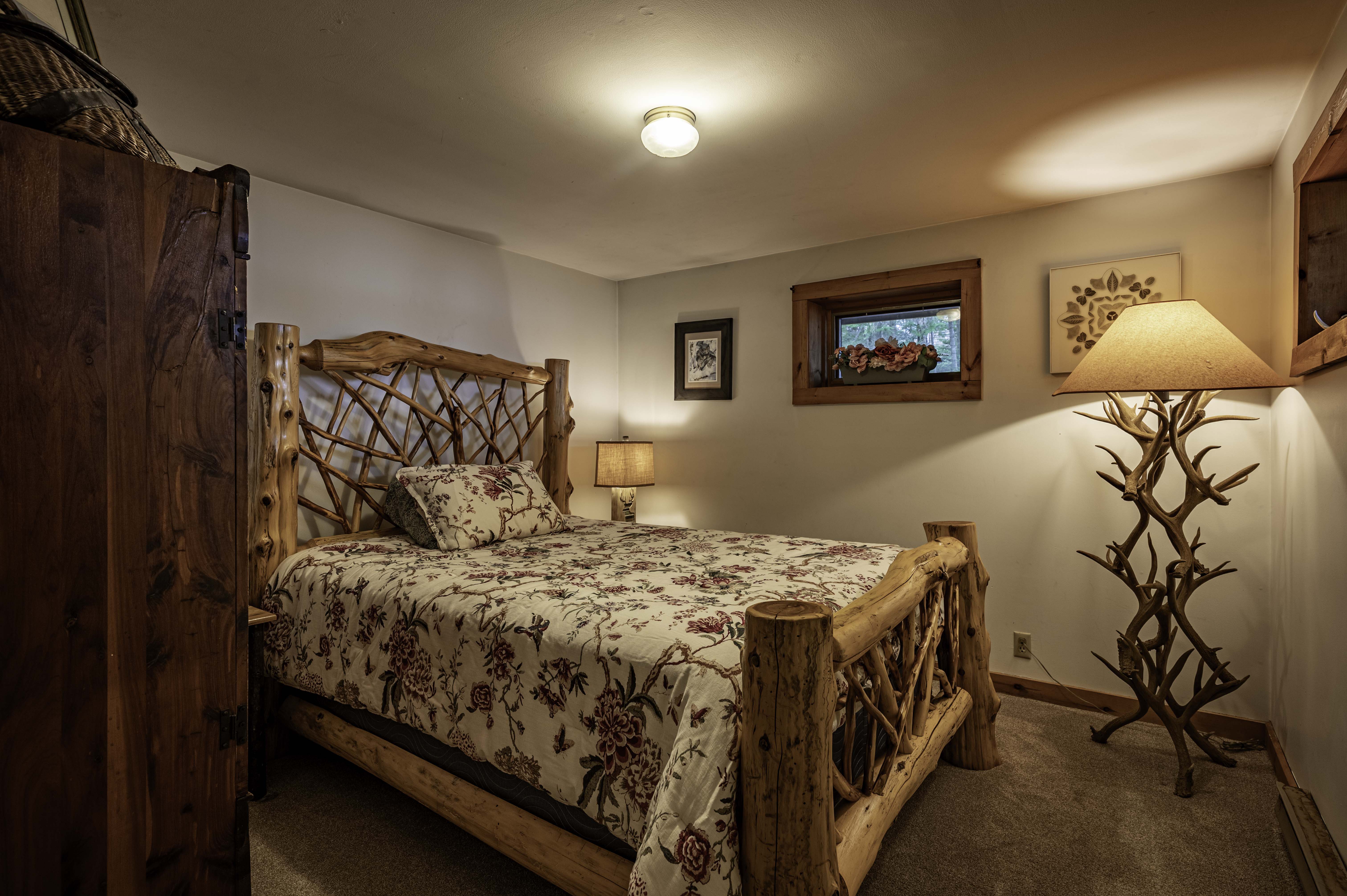  A Classic Adirondack Log Home on Pristine First Lake Frontage - 物件實景