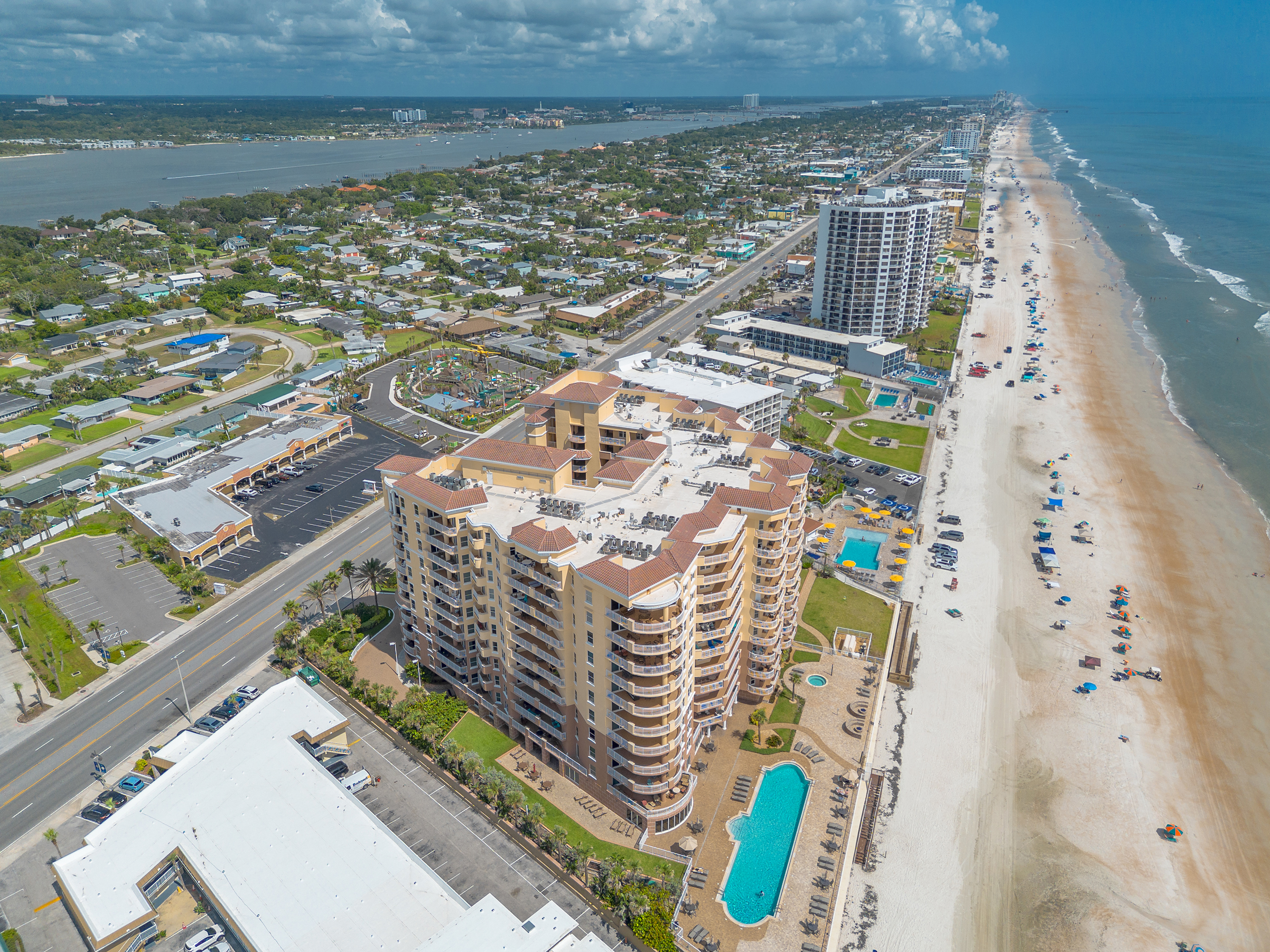 Daytona Beach, Florida, 32118, United States, 3 Bedrooms Bedrooms, ,3 BathroomsBathrooms,Residential,For Sale,1887964