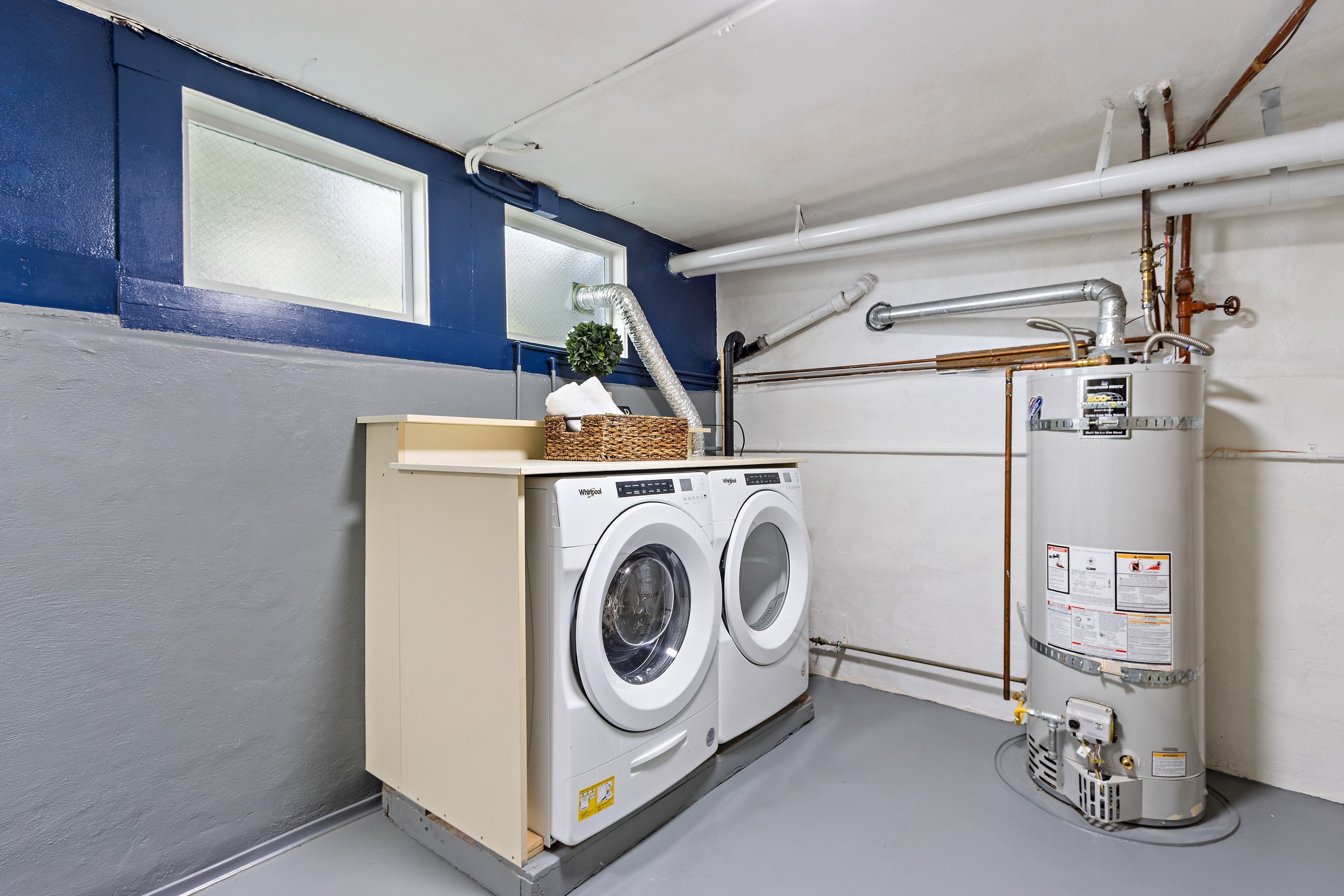  Classic Character Meets Modern Comfort in Crocker Highlands - 物件實景