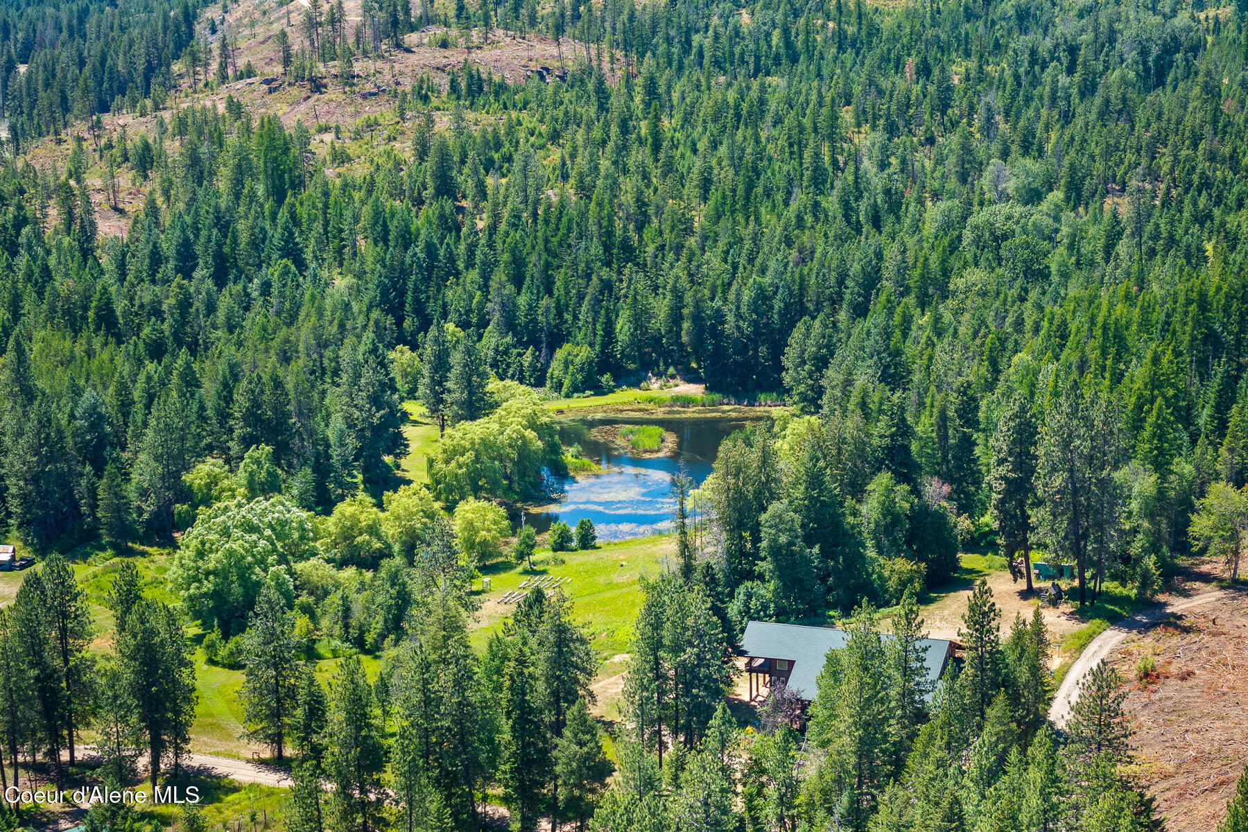 Athol, Idaho, 83801, United States, 4 Bedrooms Bedrooms, ,5 BathroomsBathrooms,Residential,For Sale,1975207