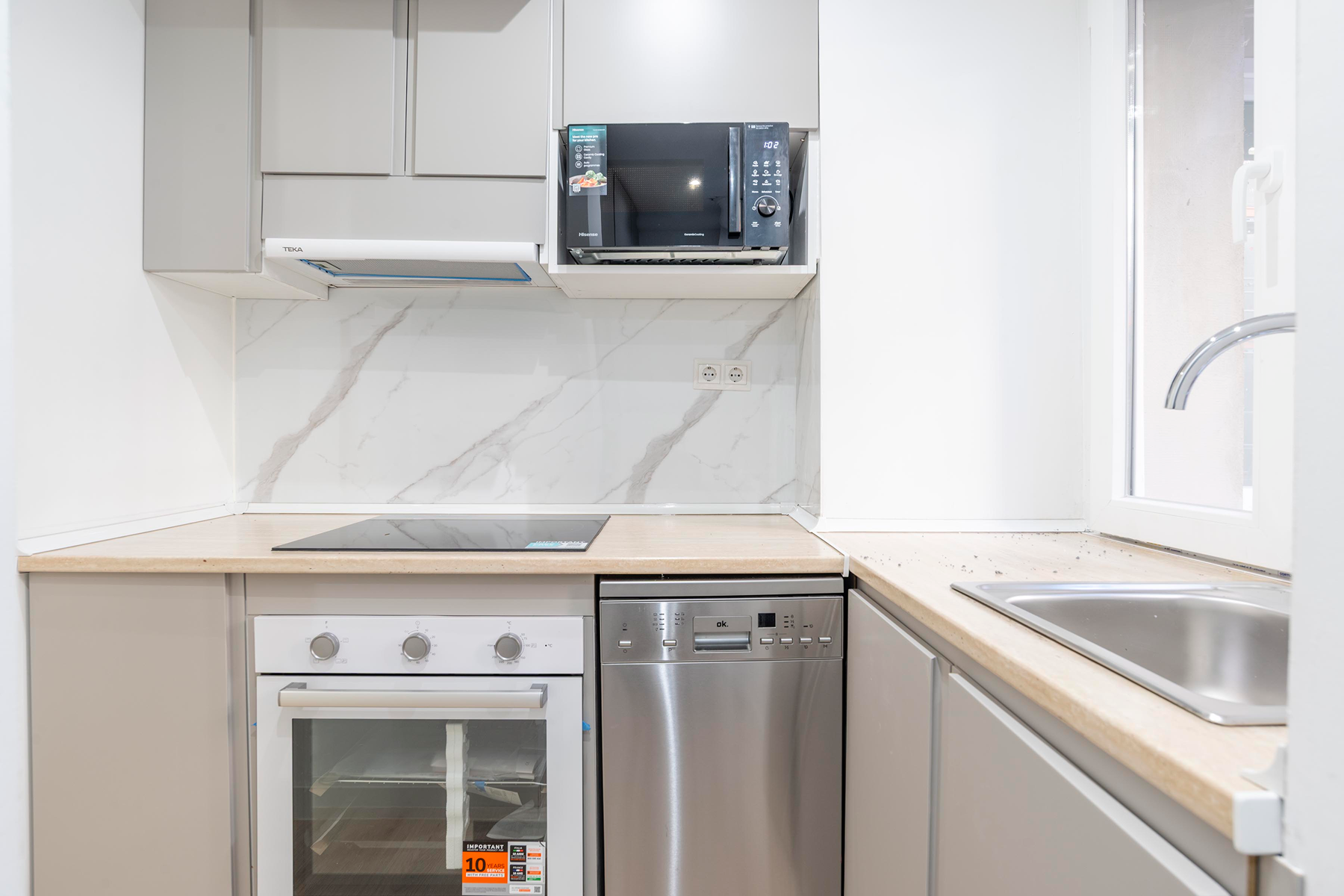  Fully renovated flat, ready to move in with terrace - 物件實景
