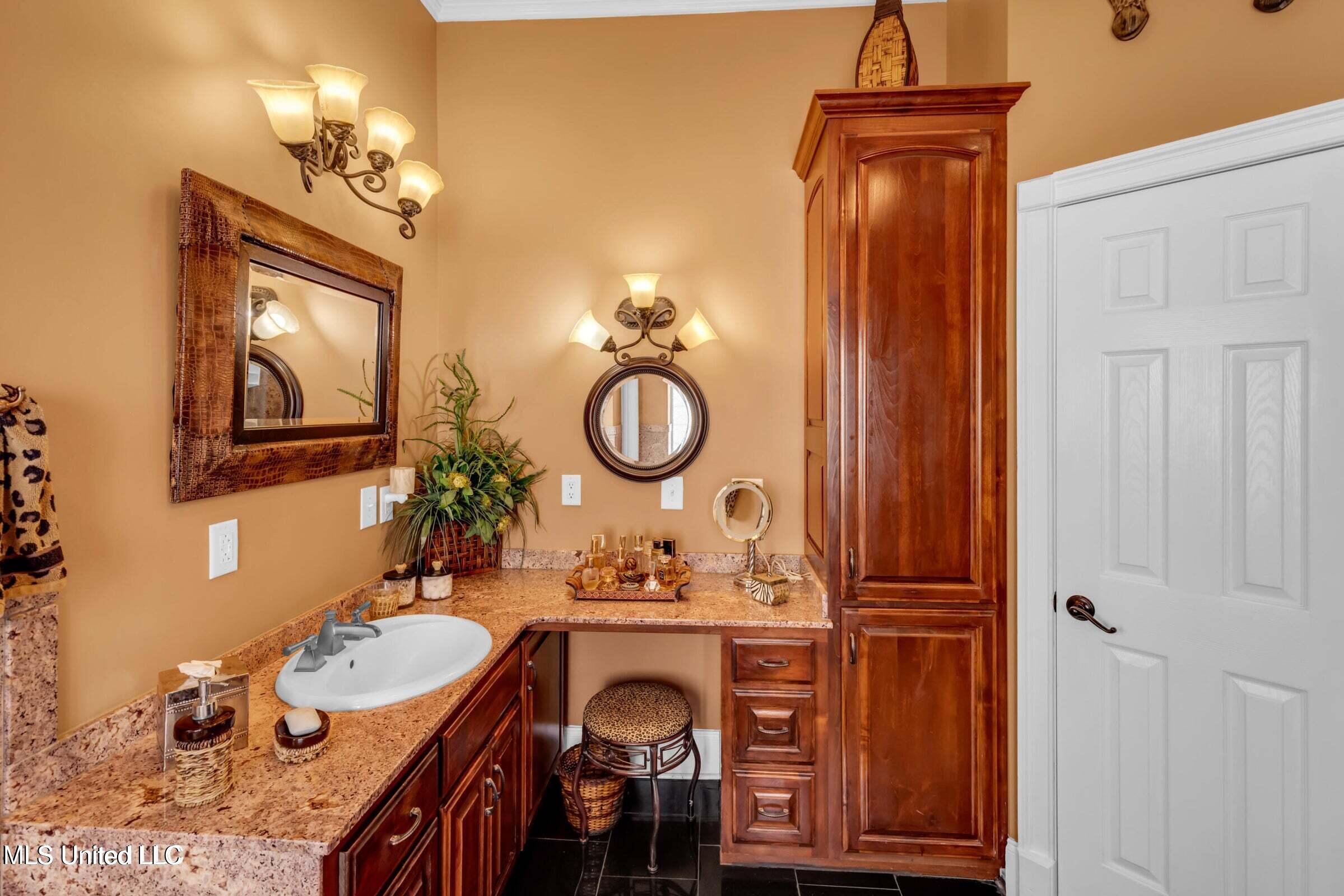 Biloxi, Mississippi, 39530, United States, 3 Bedrooms Bedrooms, ,3 BathroomsBathrooms,Residential,For Sale,1991800