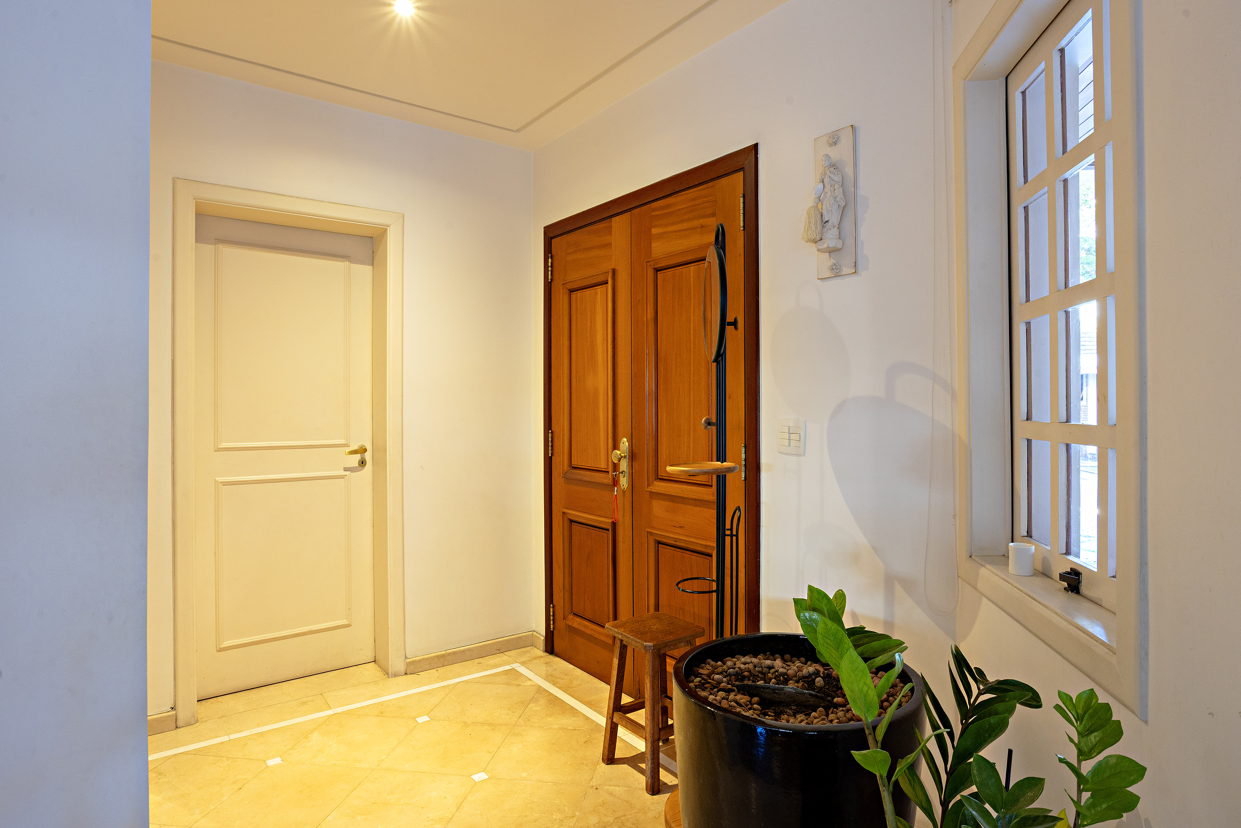  English-style residence surrounded by greenery in a gated condominium - 物件實景