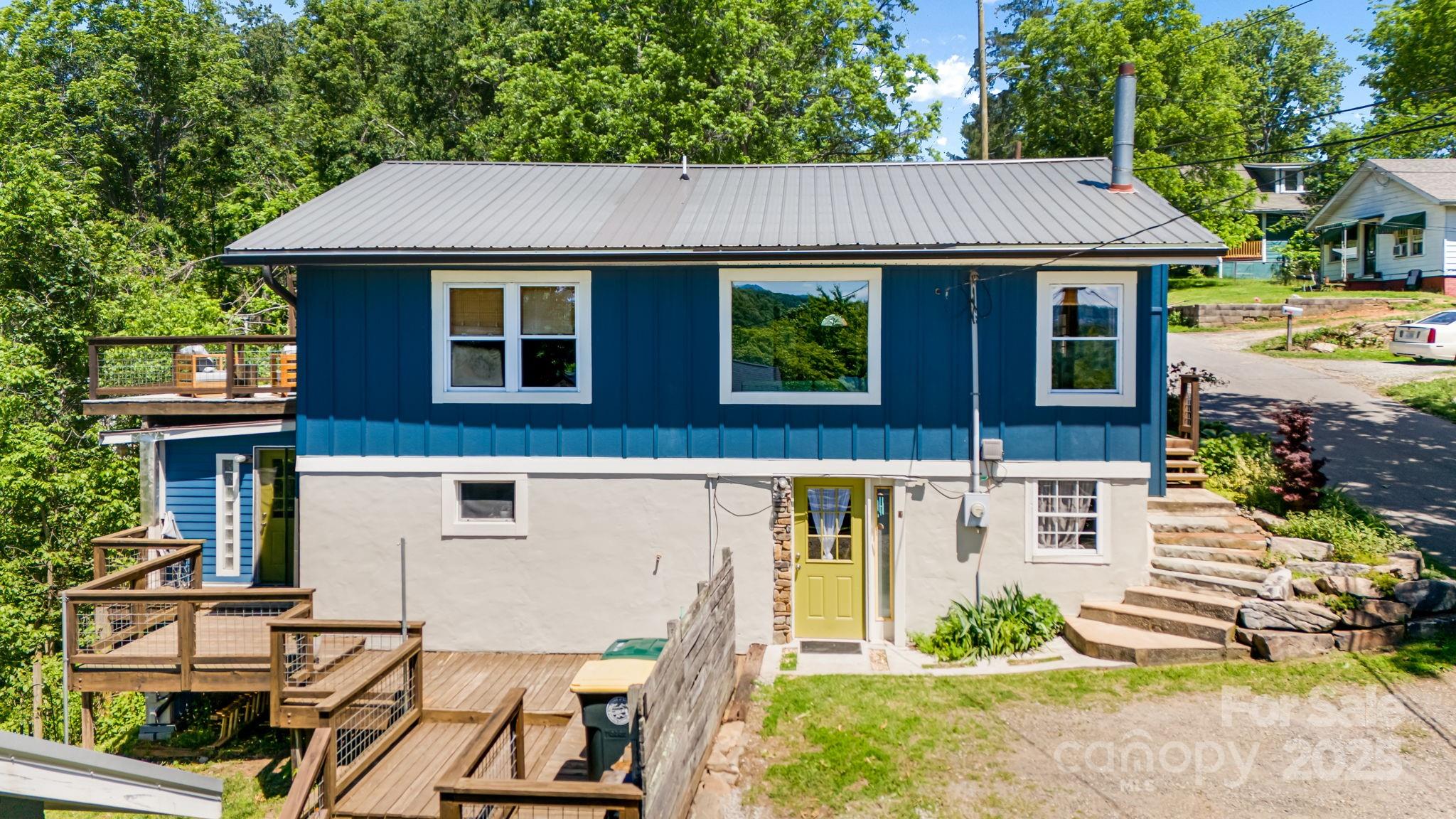 Asheville, North Carolina, 28804, United States, 4 Bedrooms Bedrooms, ,2 BathroomsBathrooms,Residential,For Sale,1977861