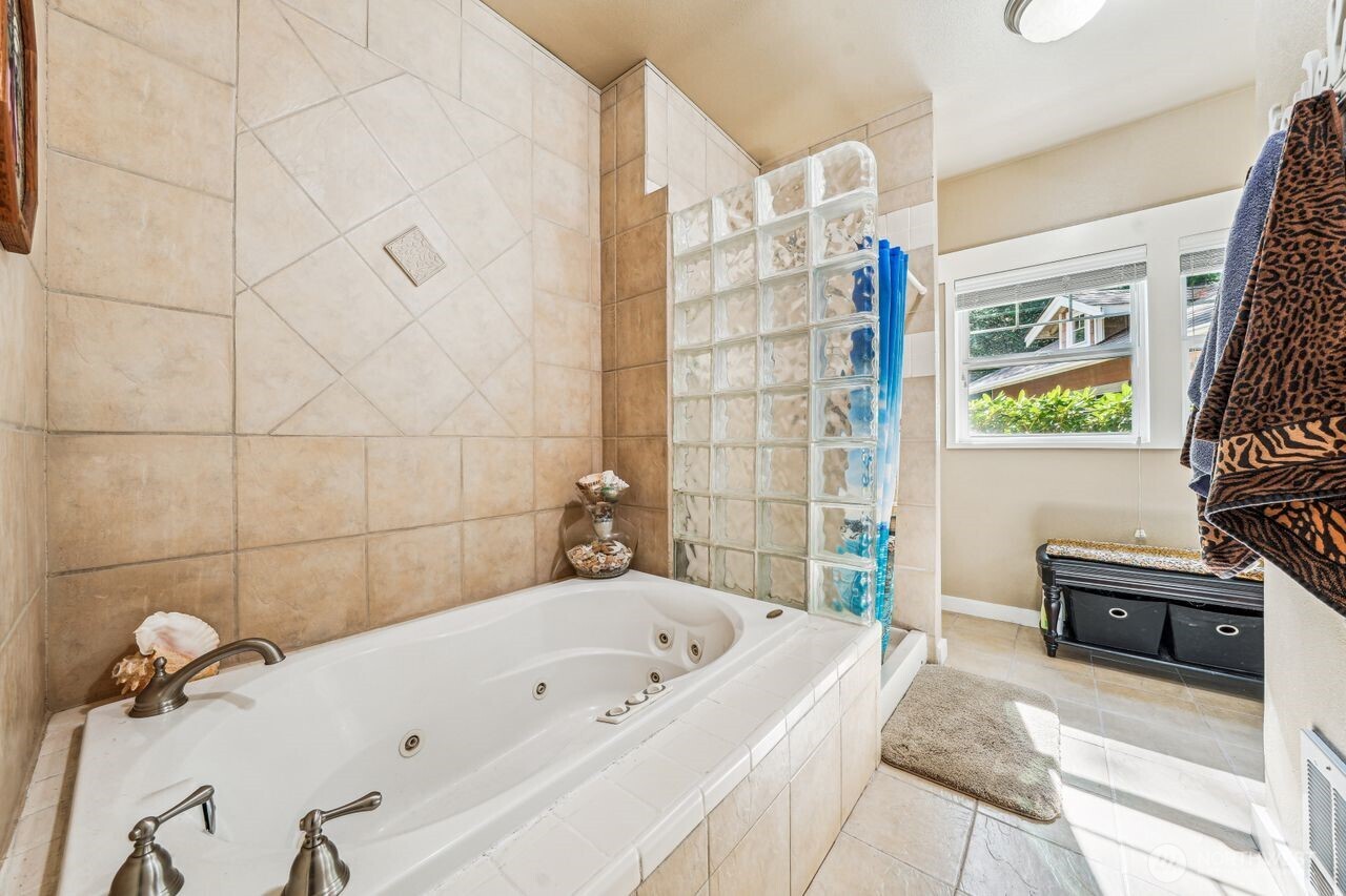 Anderson Island, Washington, 98303, United States, 3 Bedrooms Bedrooms, ,2 BathroomsBathrooms,Residential,For Sale,1908522