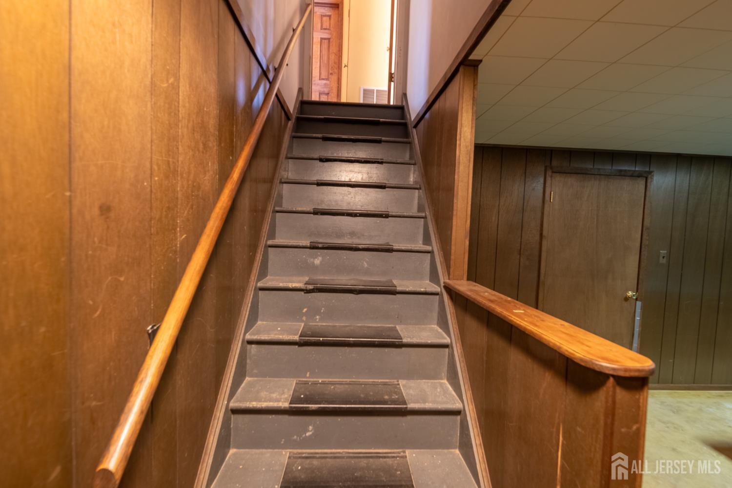 East Brunswick, New Jersey, 08816, United States, 3 Bedrooms Bedrooms, ,2 BathroomsBathrooms,Residential,For Sale,2002265