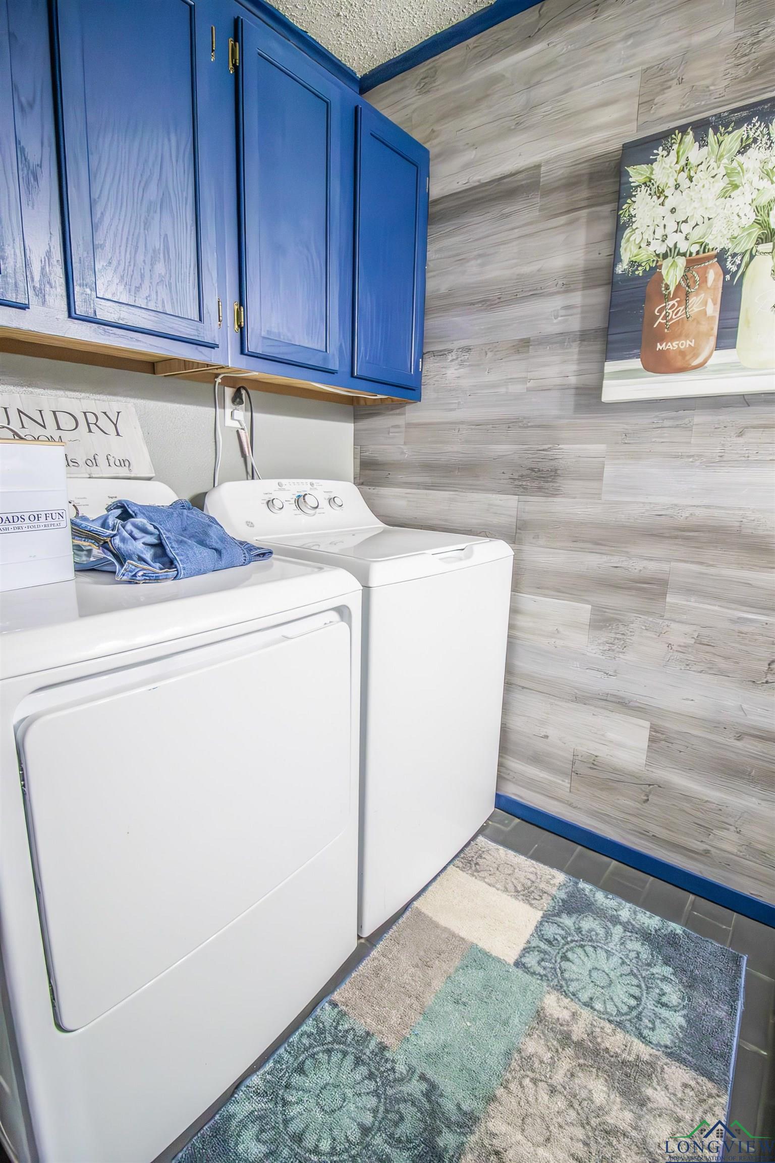 Jefferson, Texas, 75657, United States, 3 Bedrooms Bedrooms, ,2 BathroomsBathrooms,Residential,For Sale,1983011